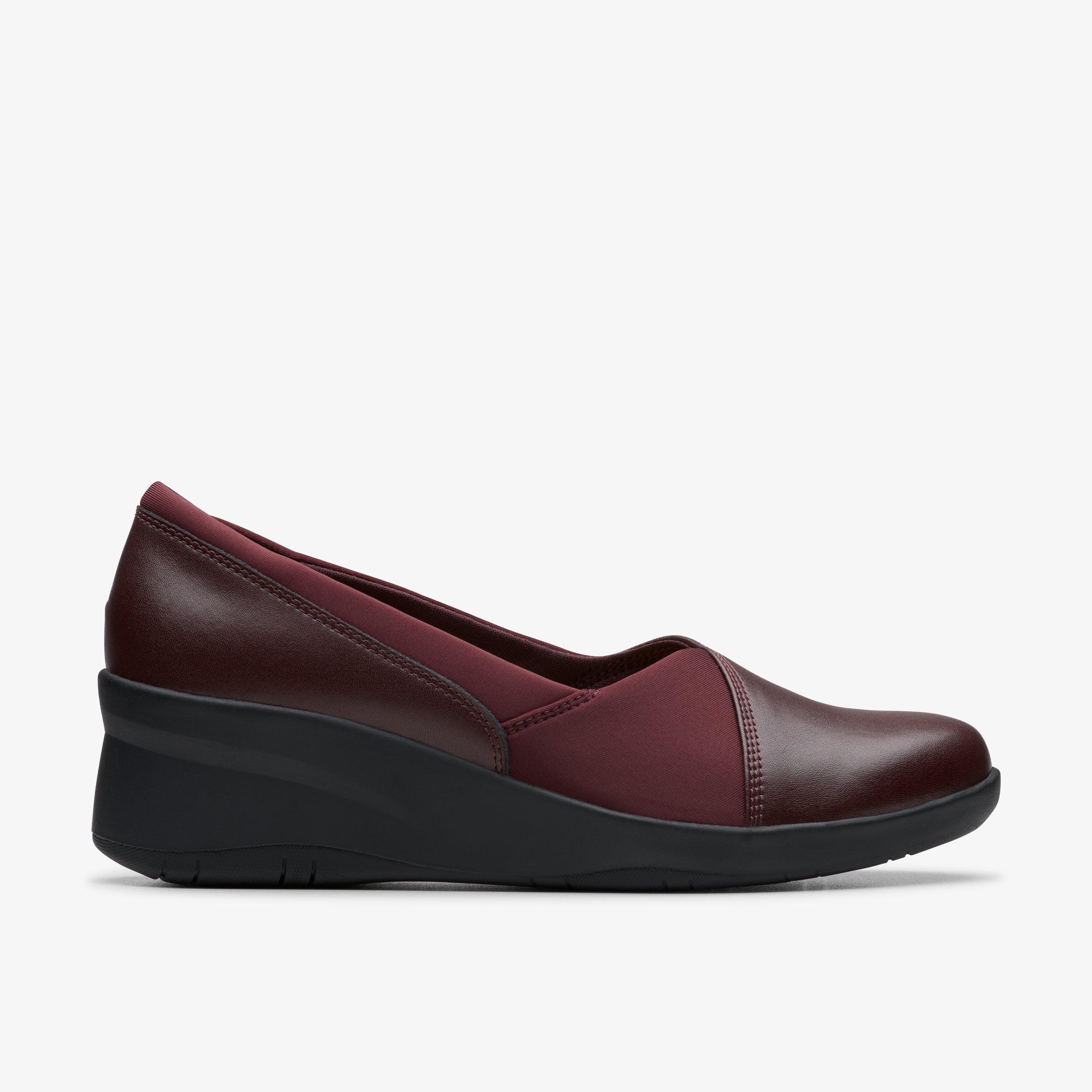 Clarks women slip on best sale