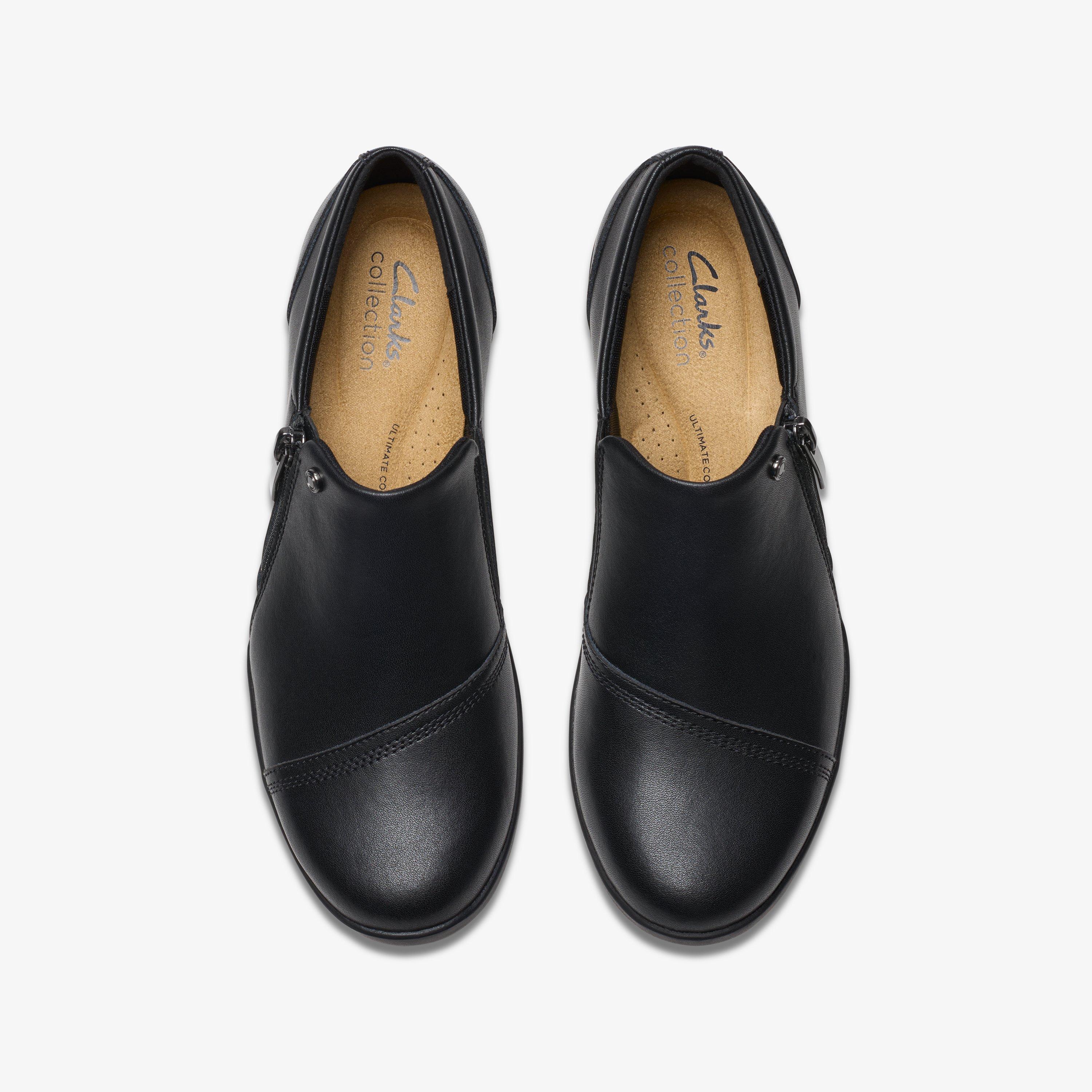 Clarks comfort shoes deals