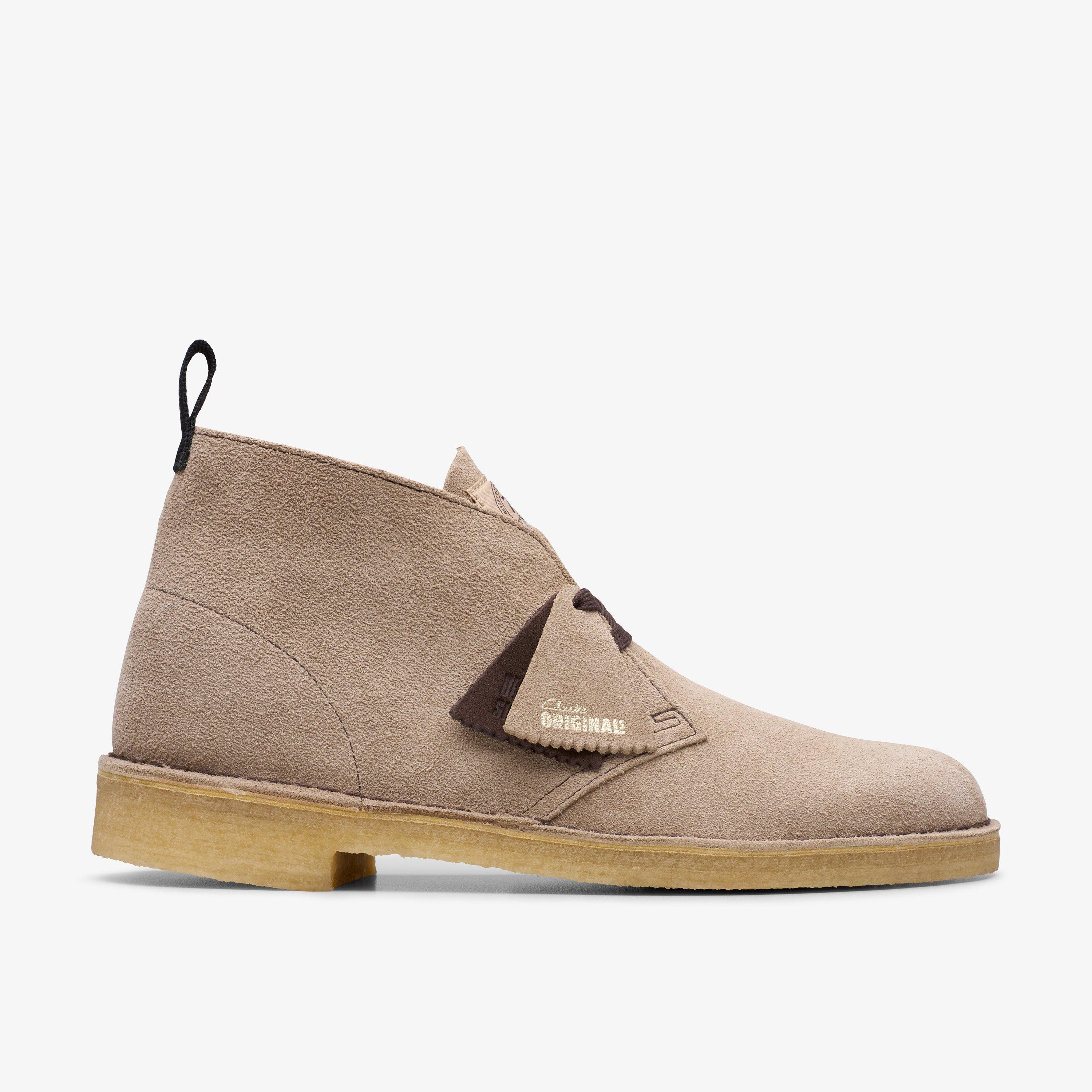 CLARKS DESERT BOOT