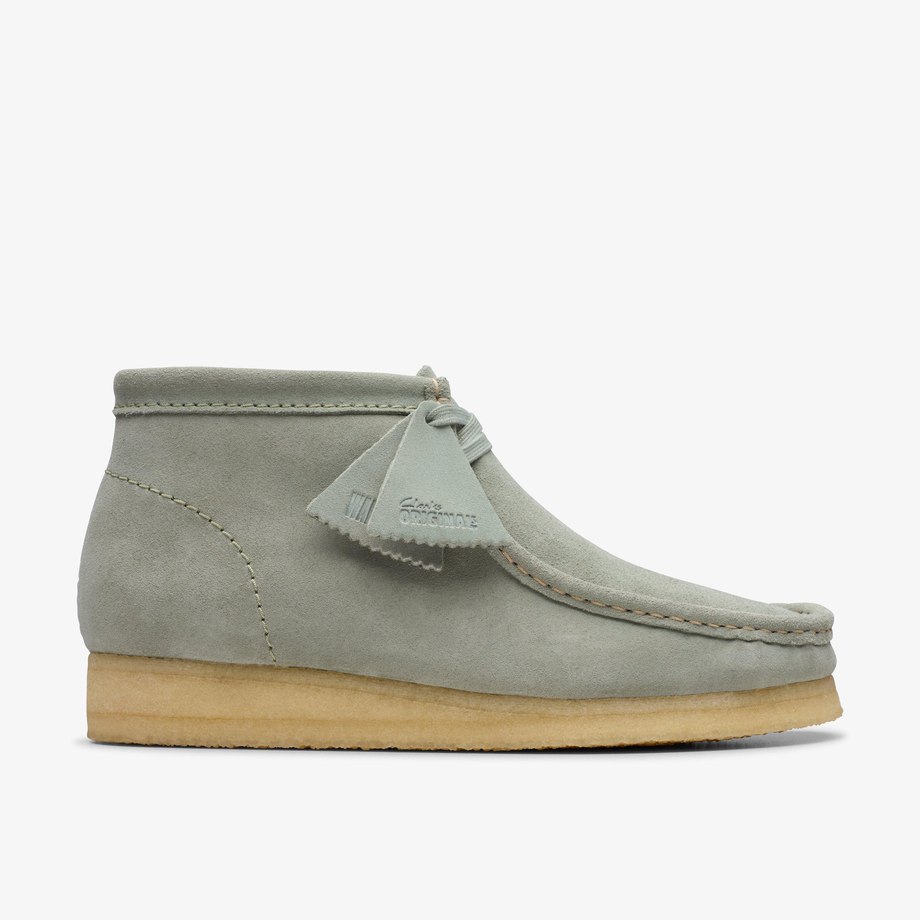 CLARKS WALLABEE BOOT