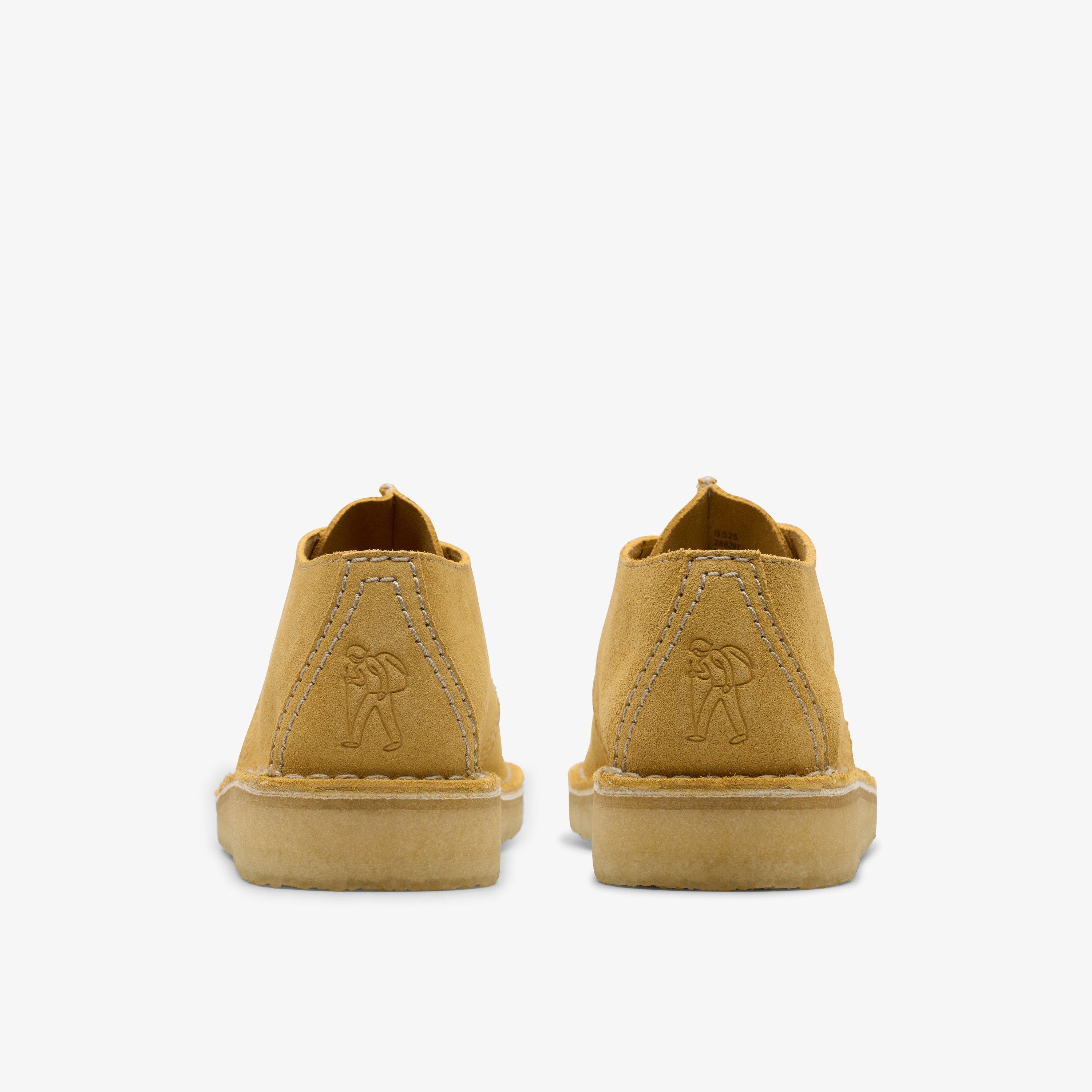 Desert Trek: Clarks Originals Hiking & Trekking Shoes Desert Trek: Clarks Originals Hiking & Trekking Shoes