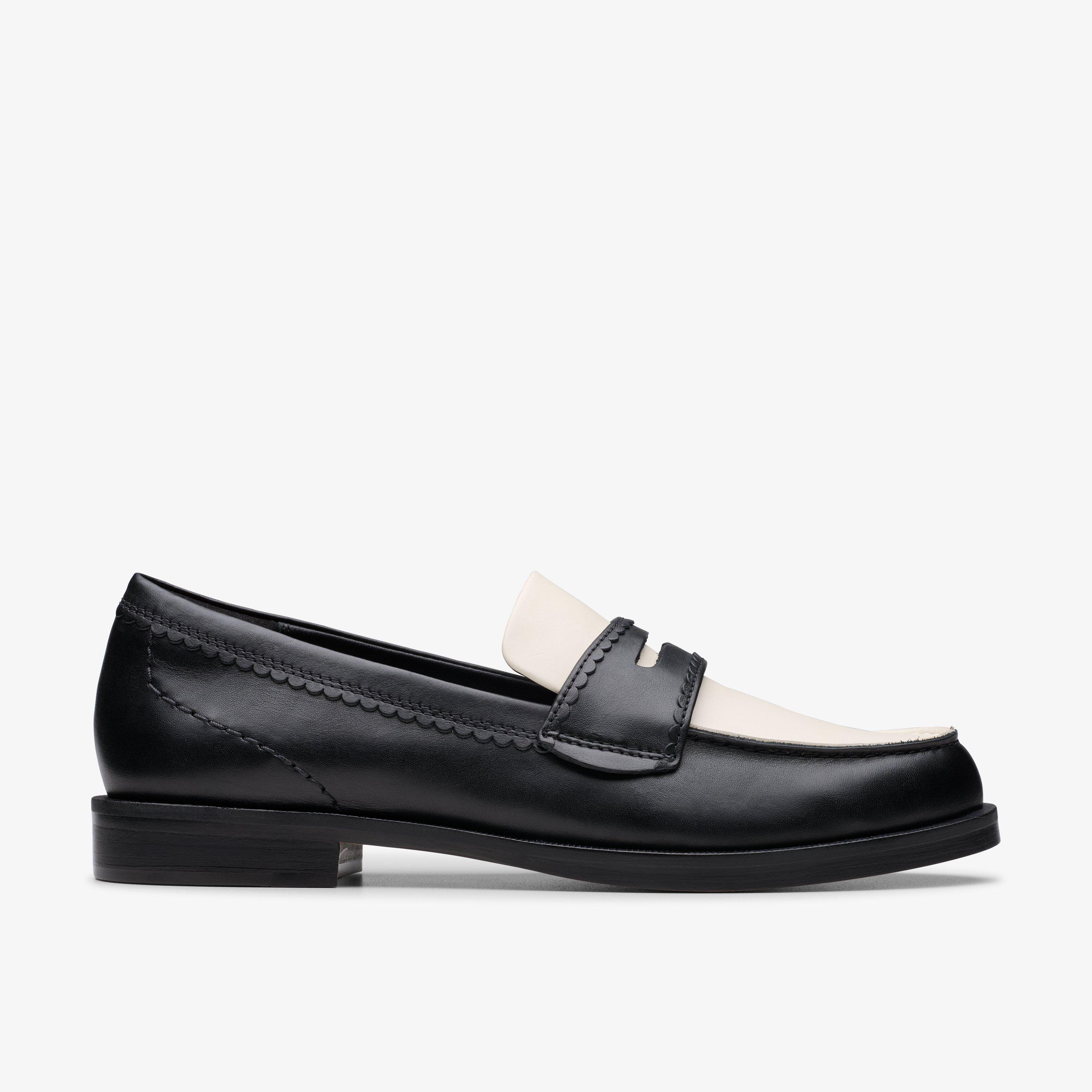 Clarks Straven Edge In Black