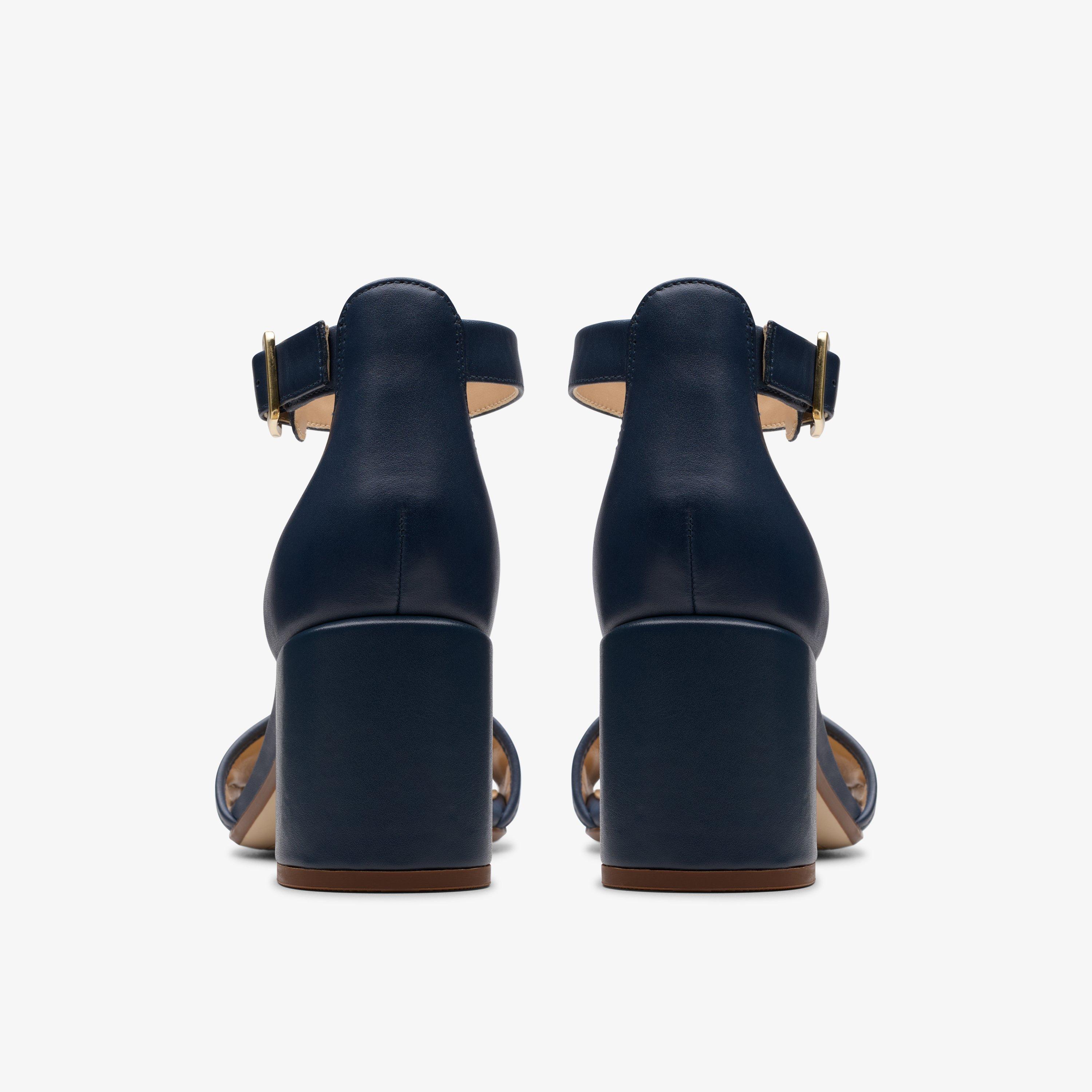 clarks navy sandals