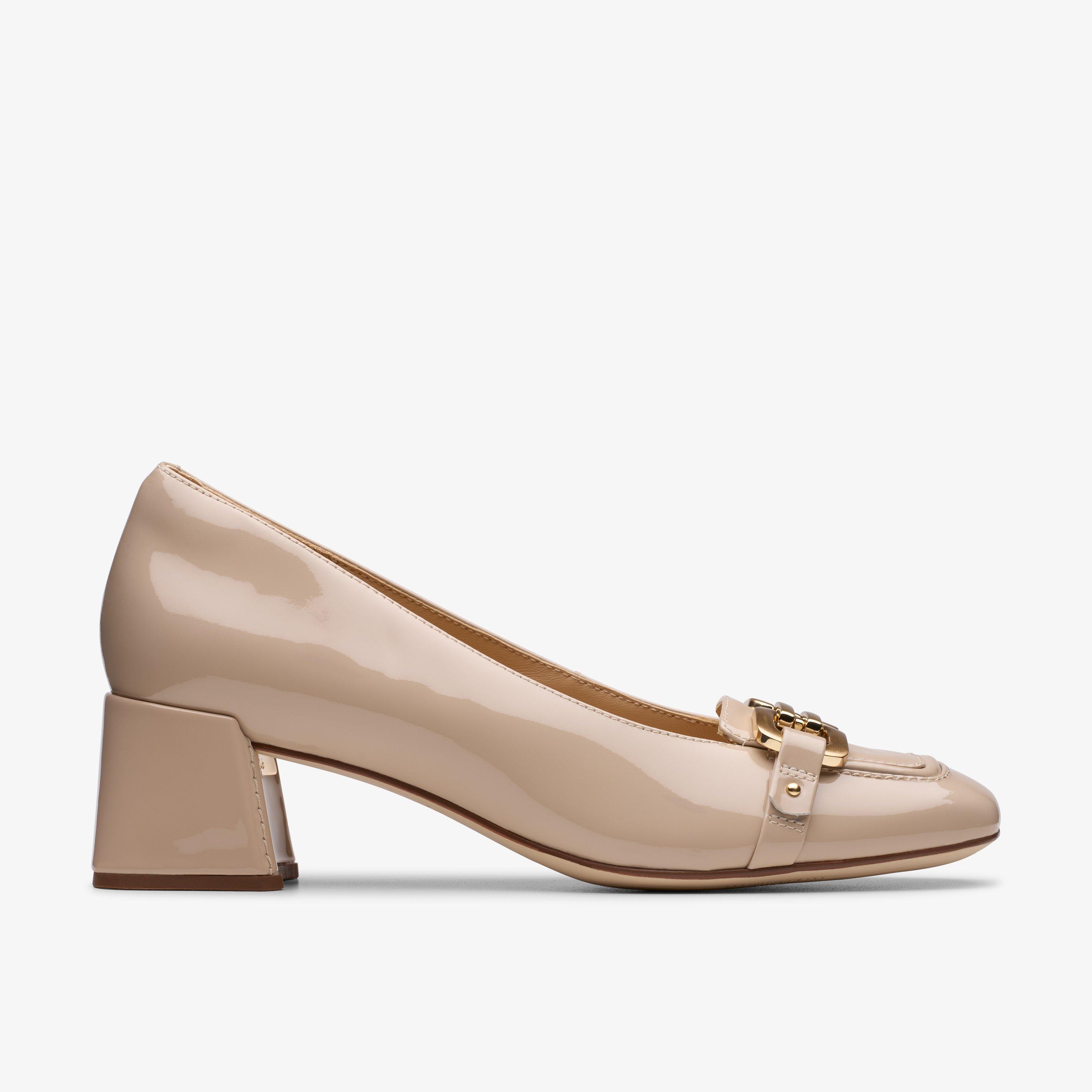 Clarks Nyta 45 Court In Beige