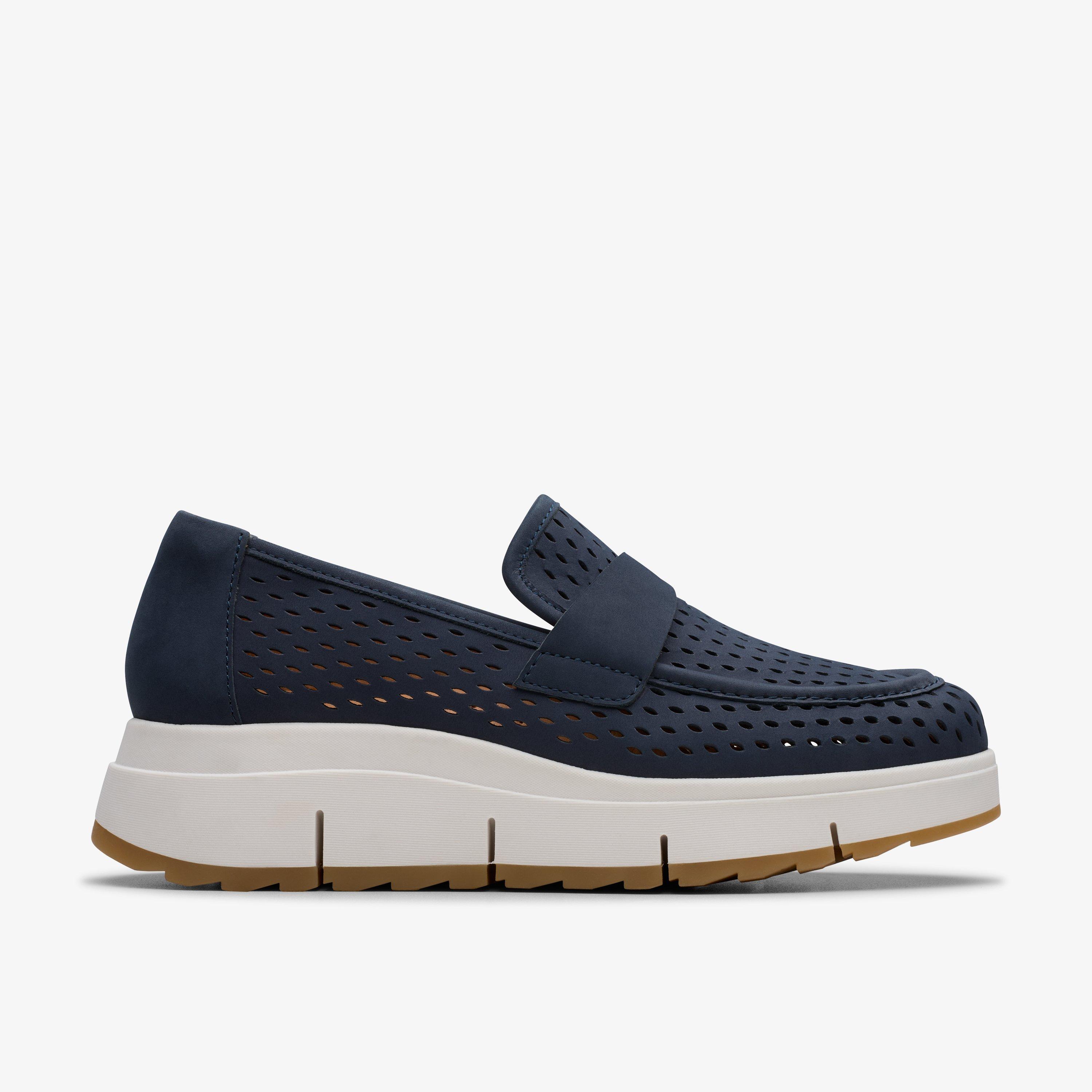 Clarks Loriini Edge In Blue