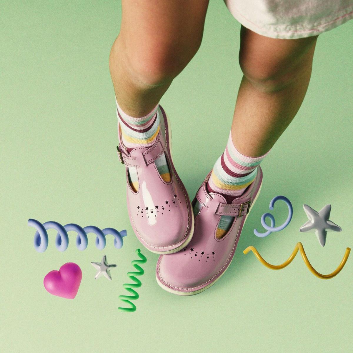Joyful Skip Kid — Pink