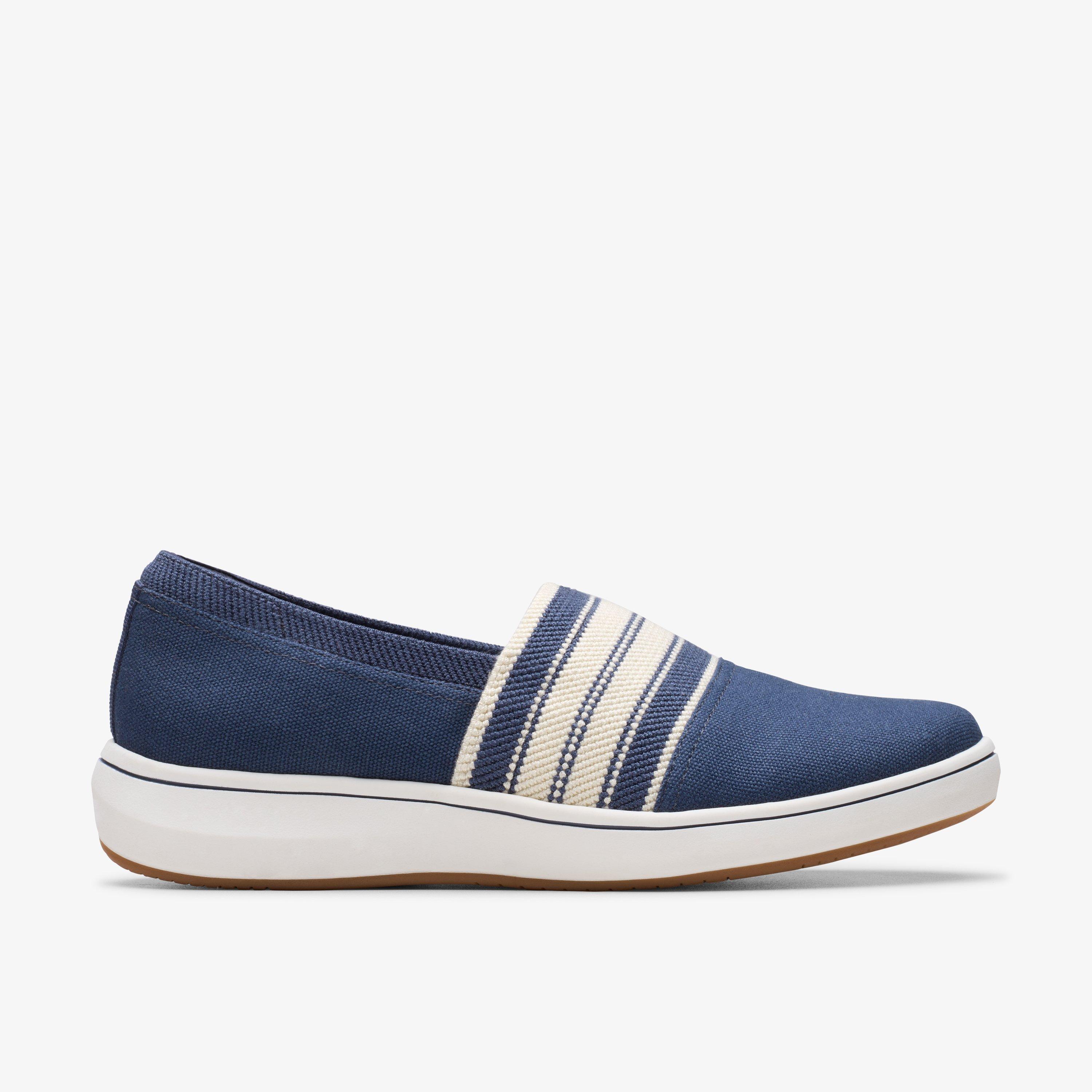 Clarks ladies slip on shoes discount