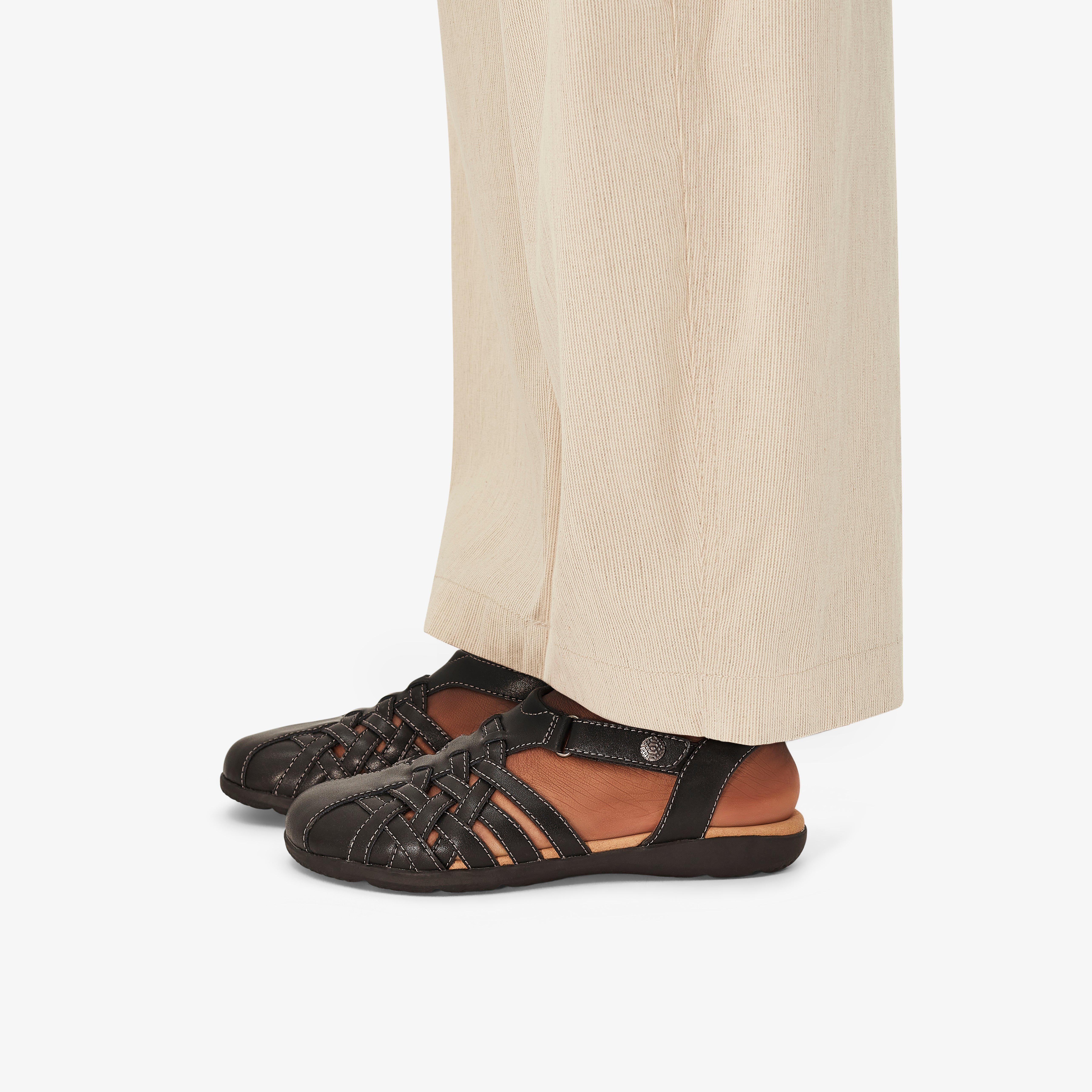 Sandals - Comfortable Flat & Strappy Sandals | Clarks US