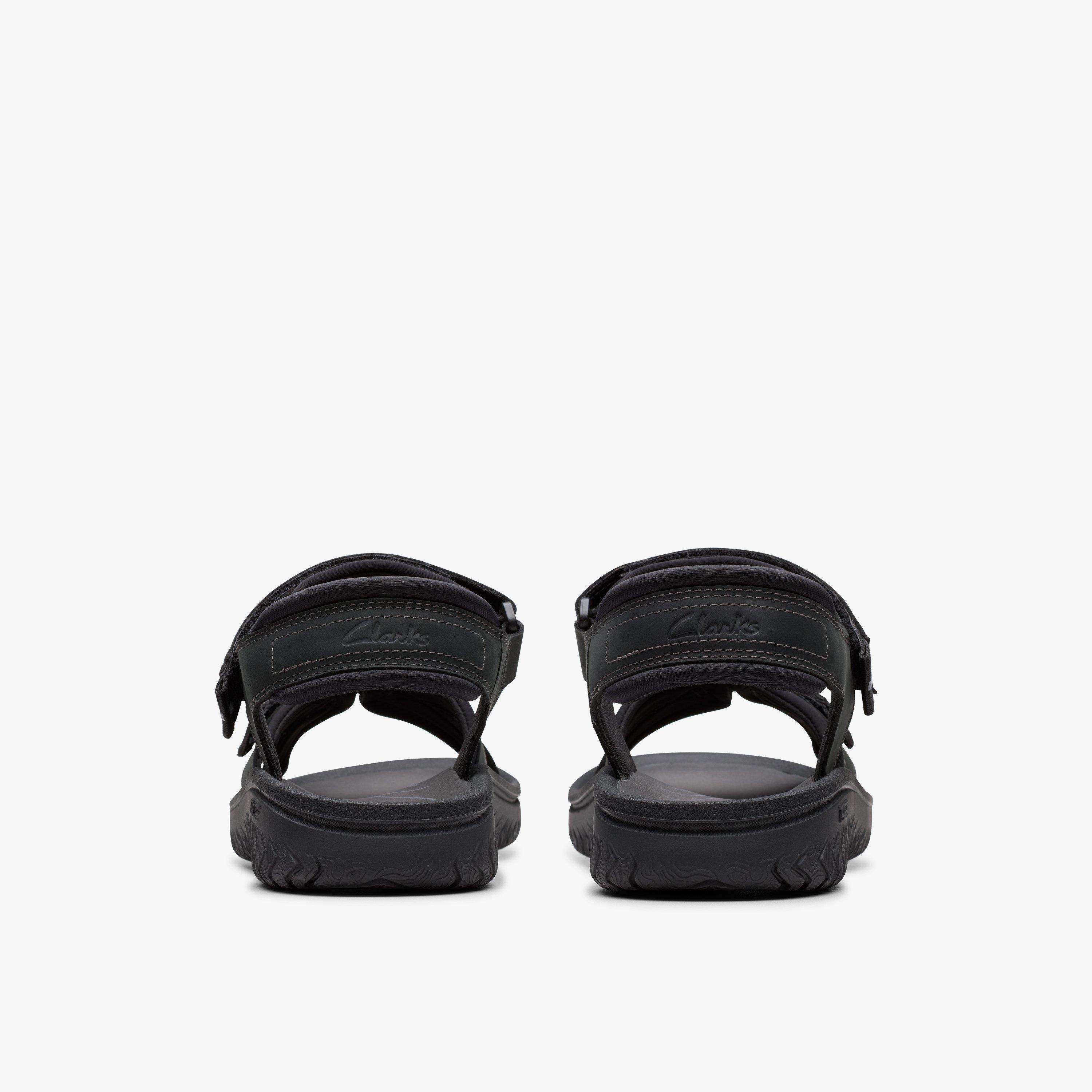 Buy Clarks WESLEY BAY Velcro Closure Sandals In Black | 6thStreet Qatar
