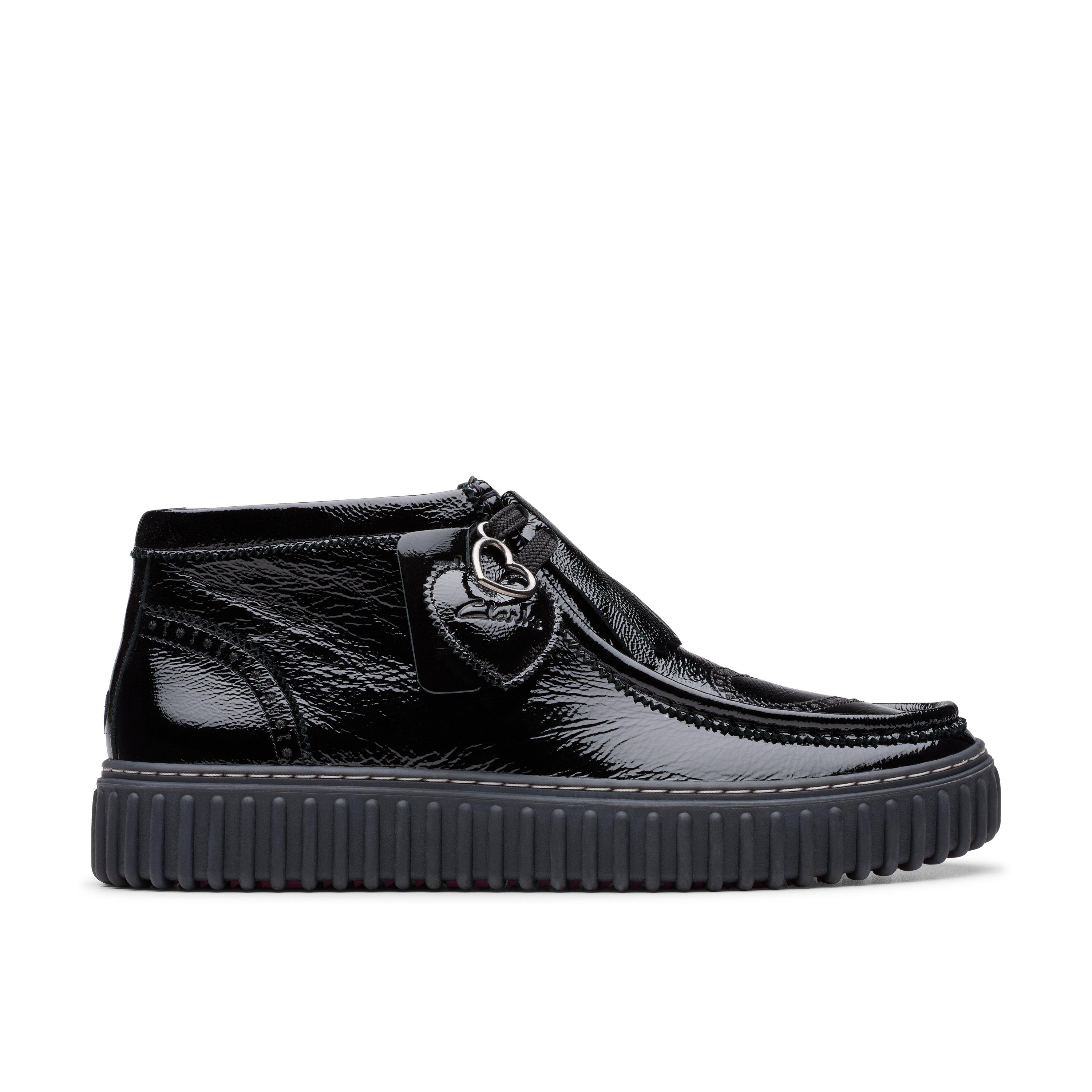 Clarks Torhill Hi Black Patent Leather Heart Kiltie Boots Mens 8 261822607070 Clarks Mens Torhill Heart Black Leather Casual Boots Shoes  main image 3