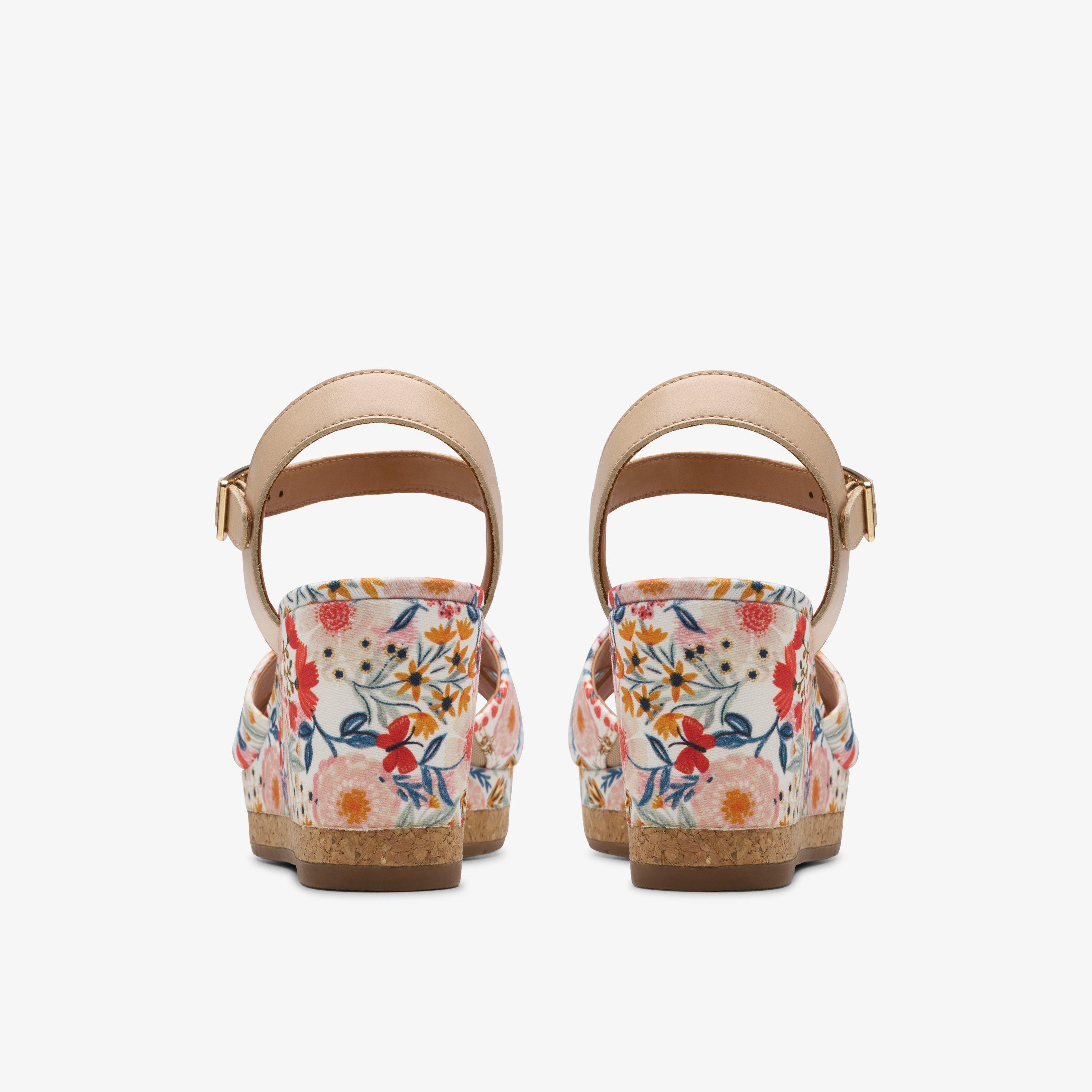Chicly Floral — White