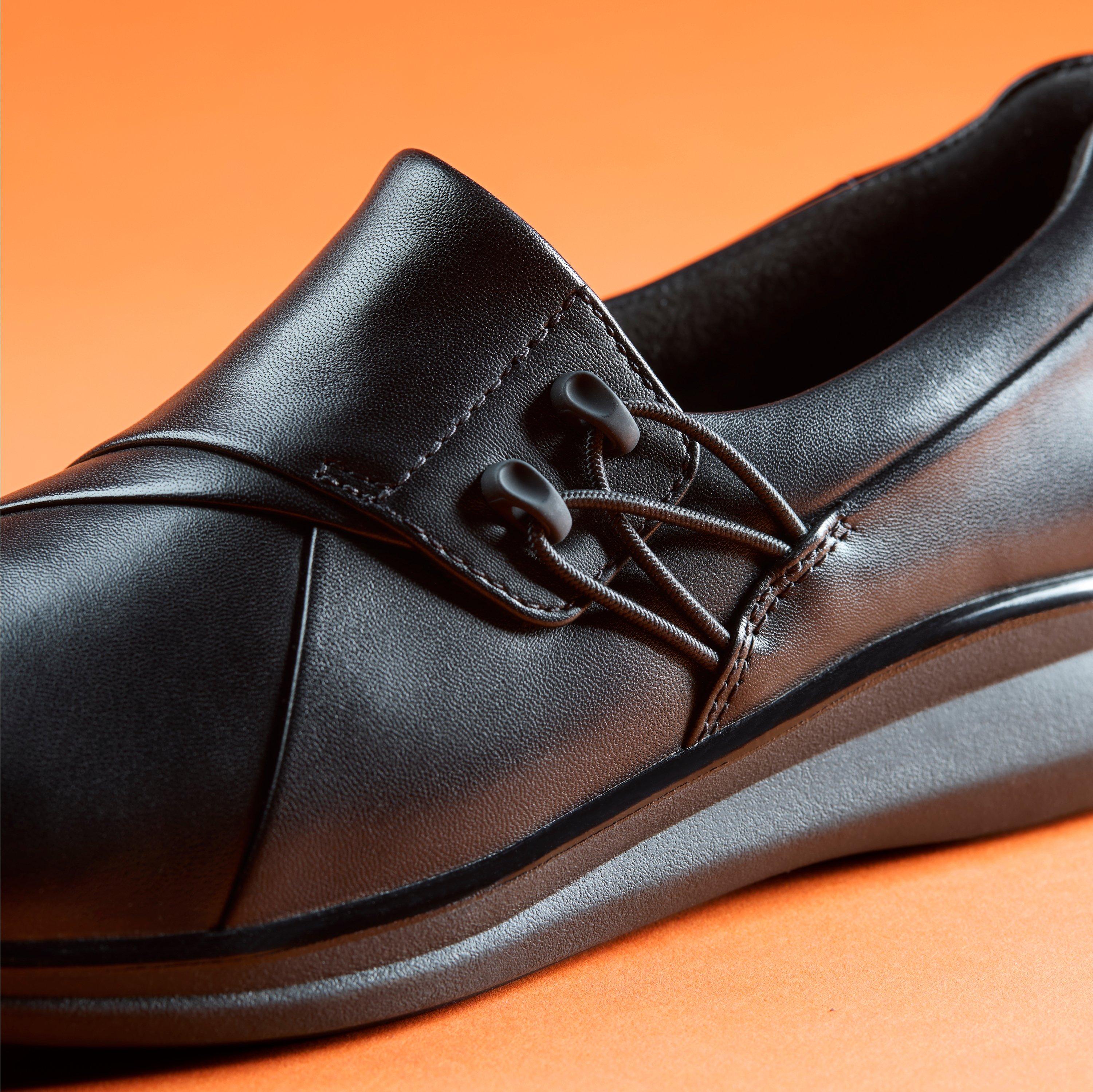 Lynell Slip — Black