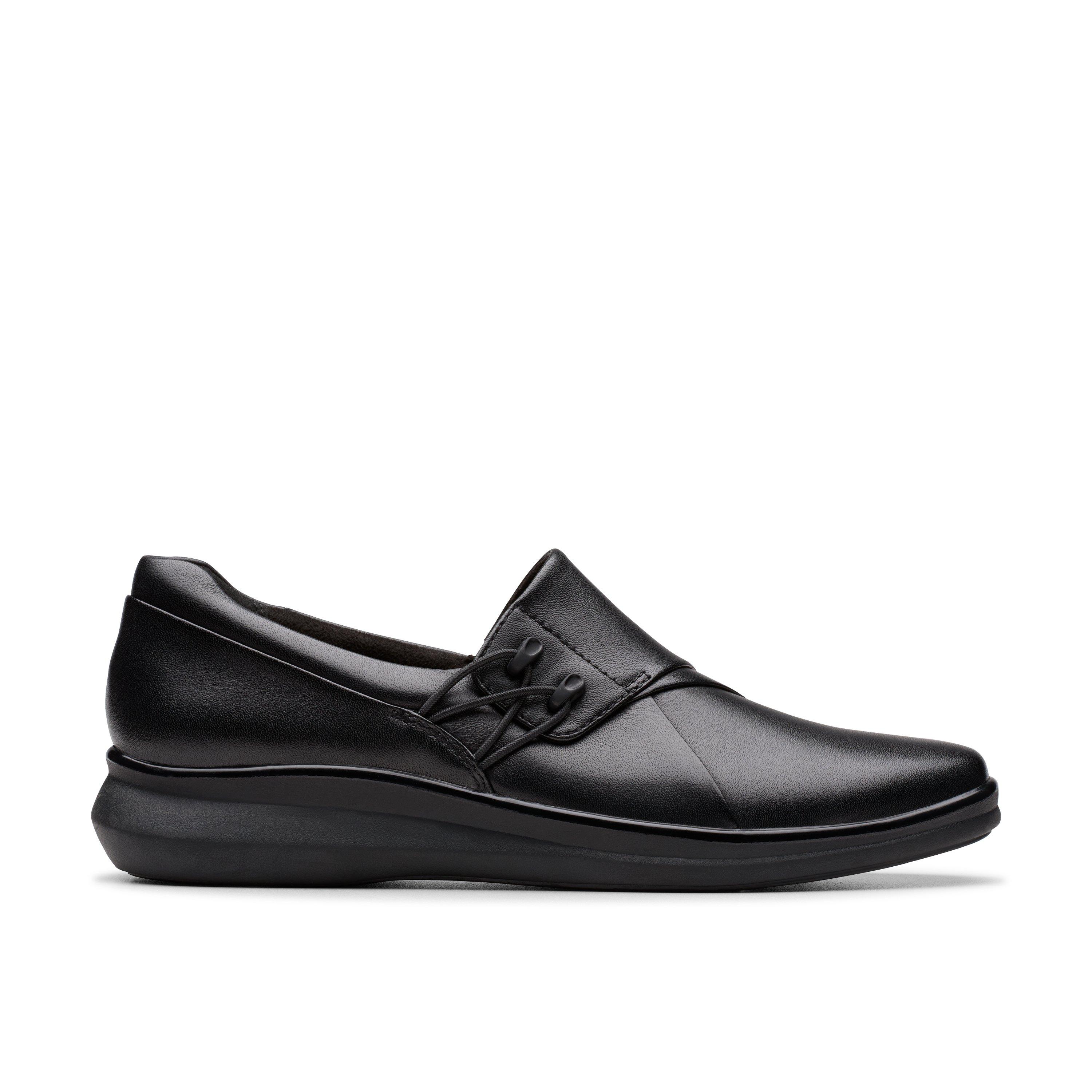 Clarks Womens Lynell Slip Slip-Ons,Classic Sole