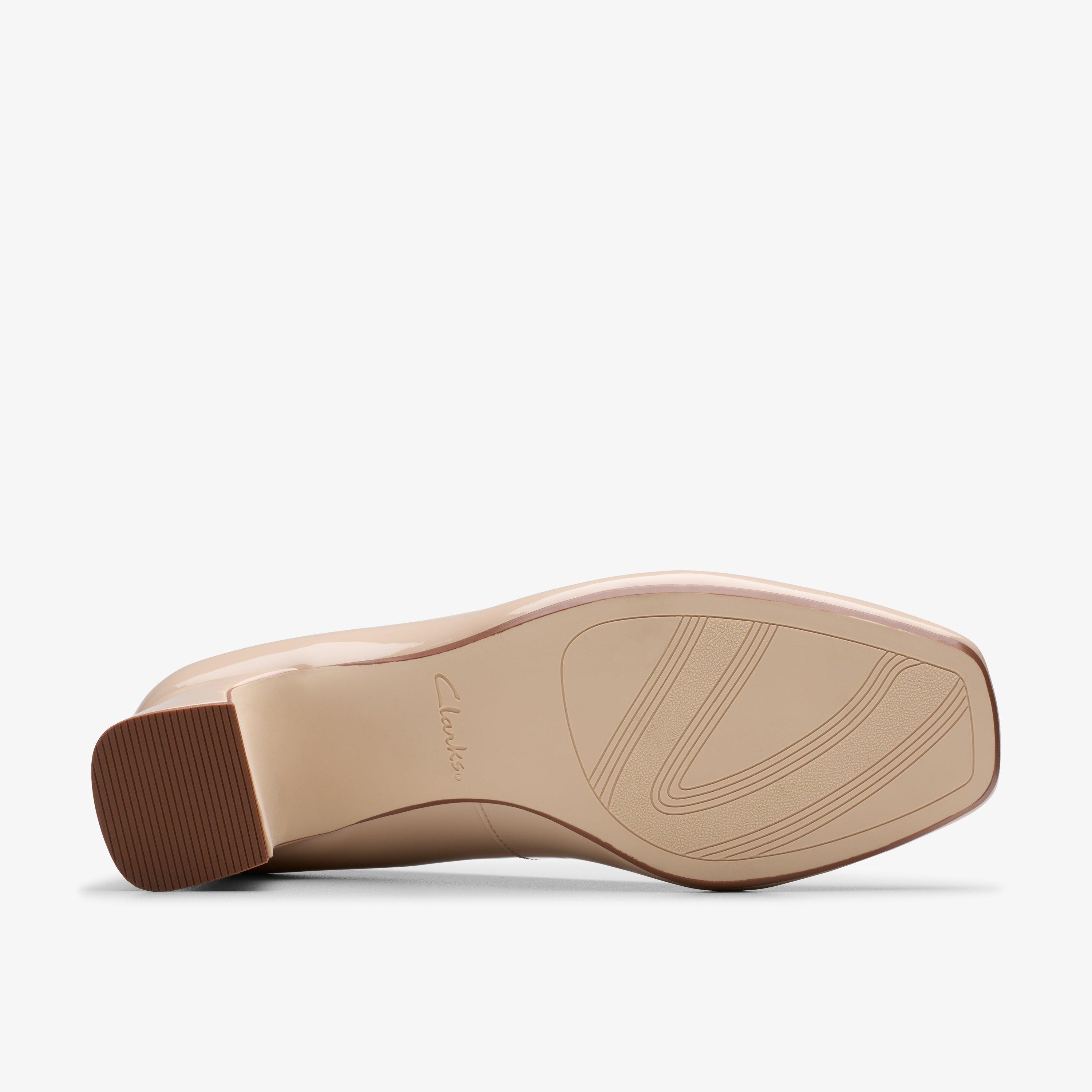 Fernie Court — Beige