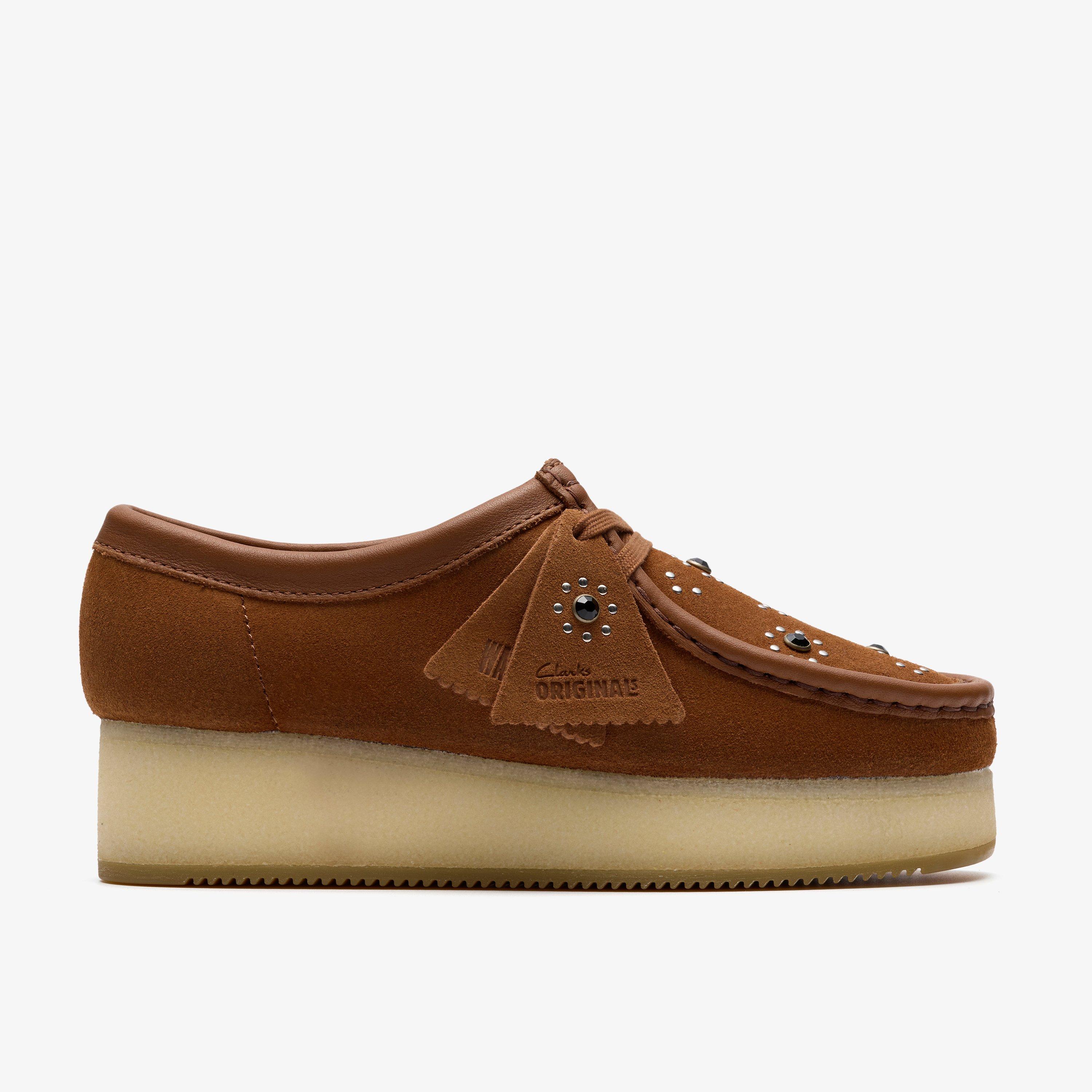 Clarks Wallacraft Bee Platform Shoes In Brown