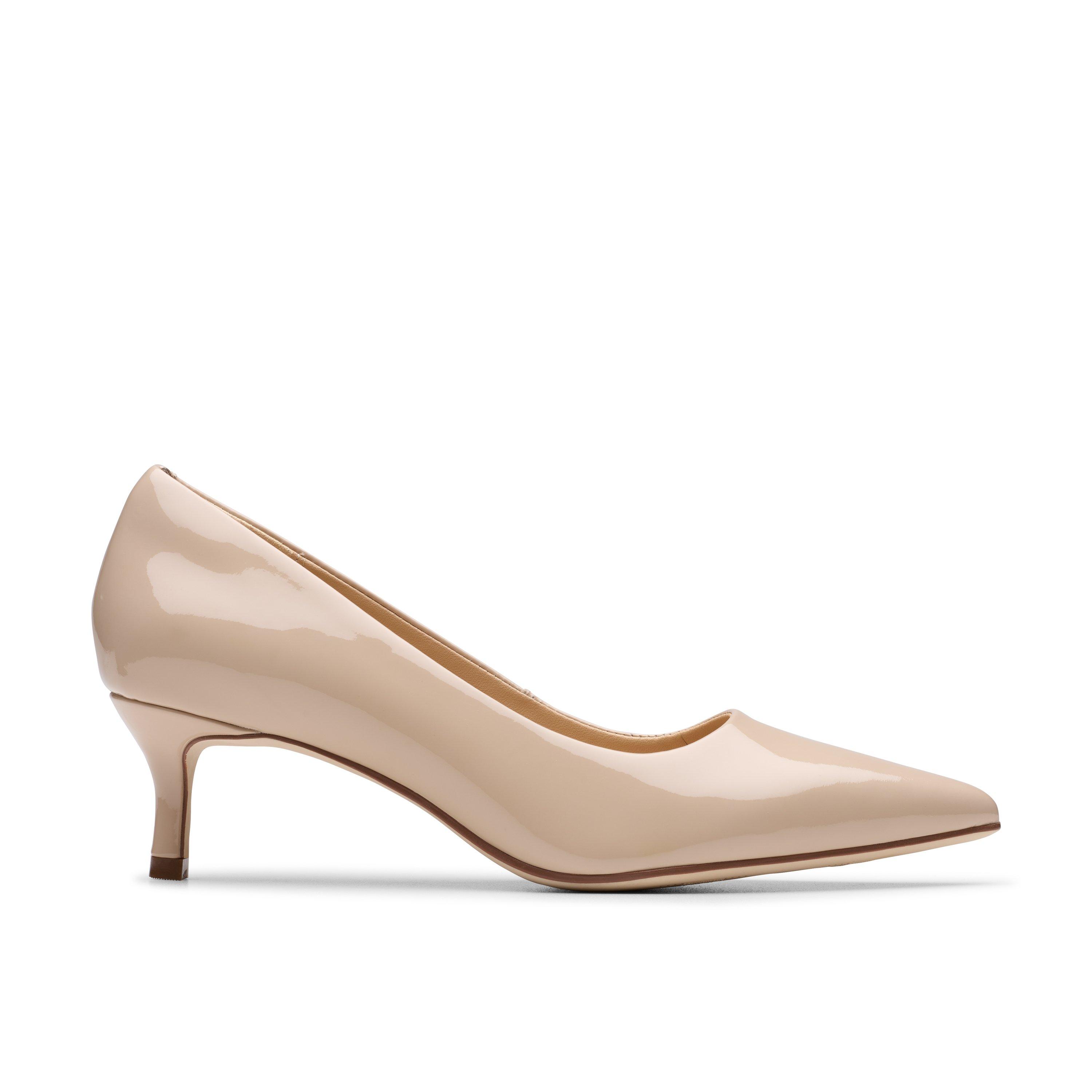 Clarks Women's Beige Leather Zarey Court