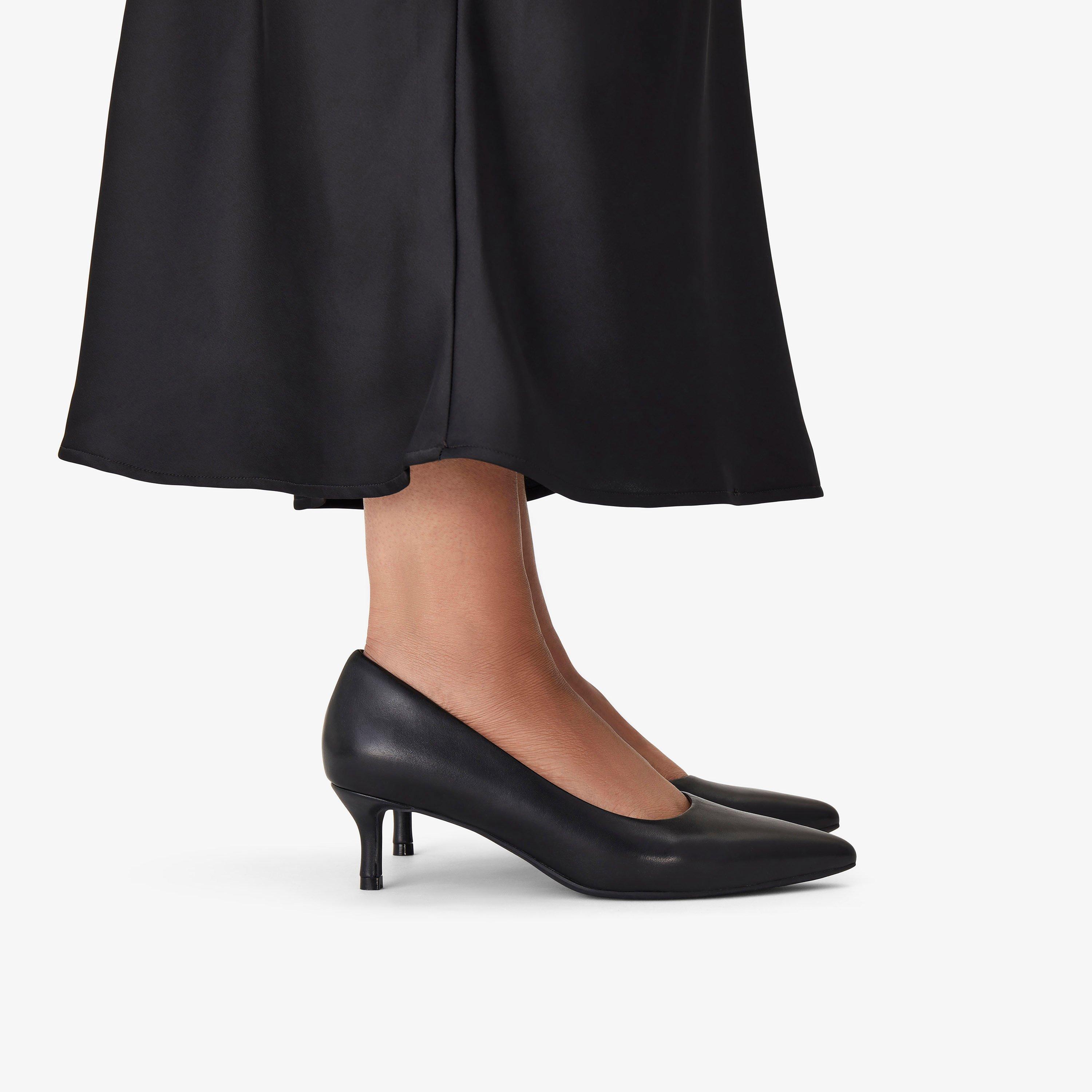 Zarey Court — Black