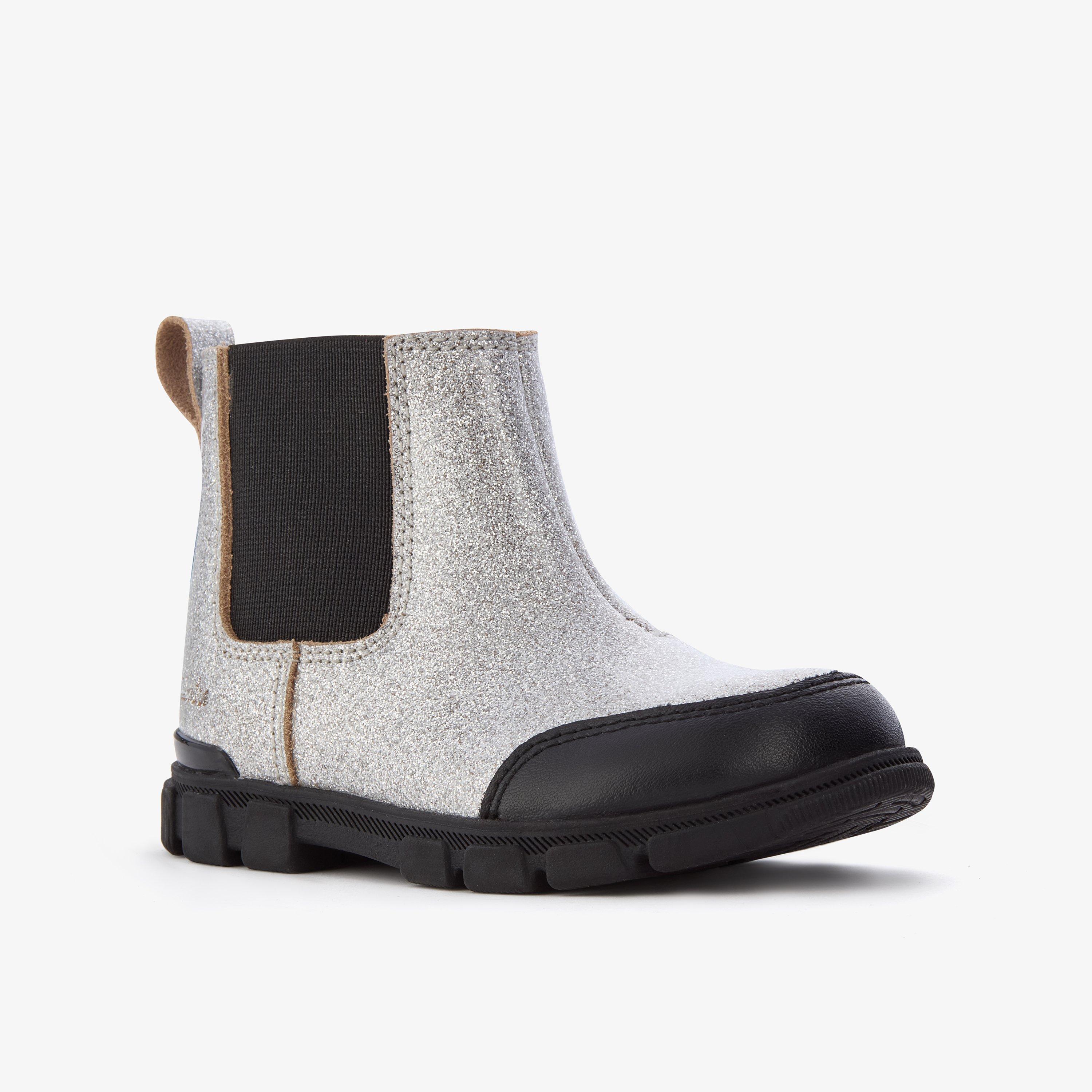 EvynChelsea T. Silver Patent