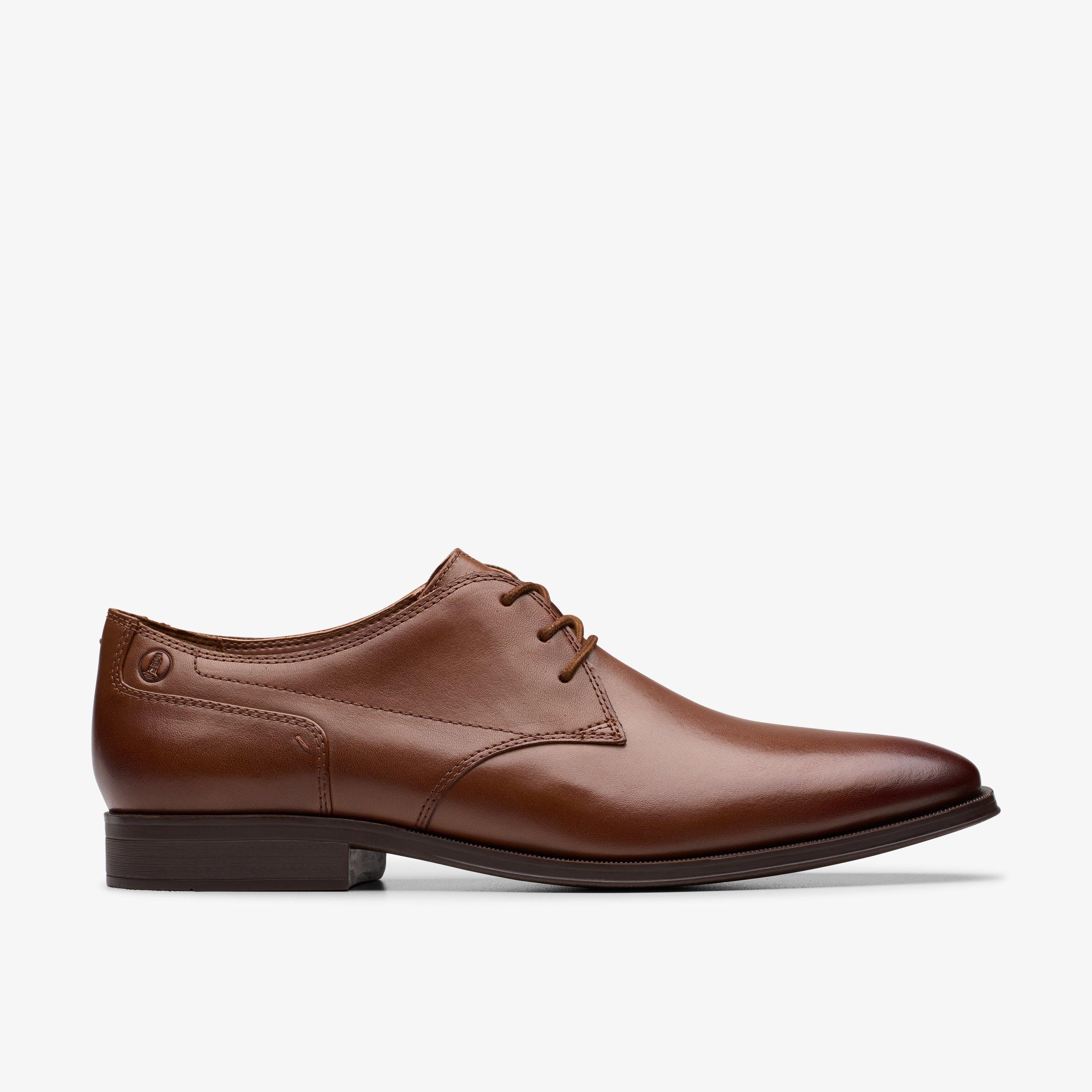 Size 12 Clarks Paulton Lace Tan shoes