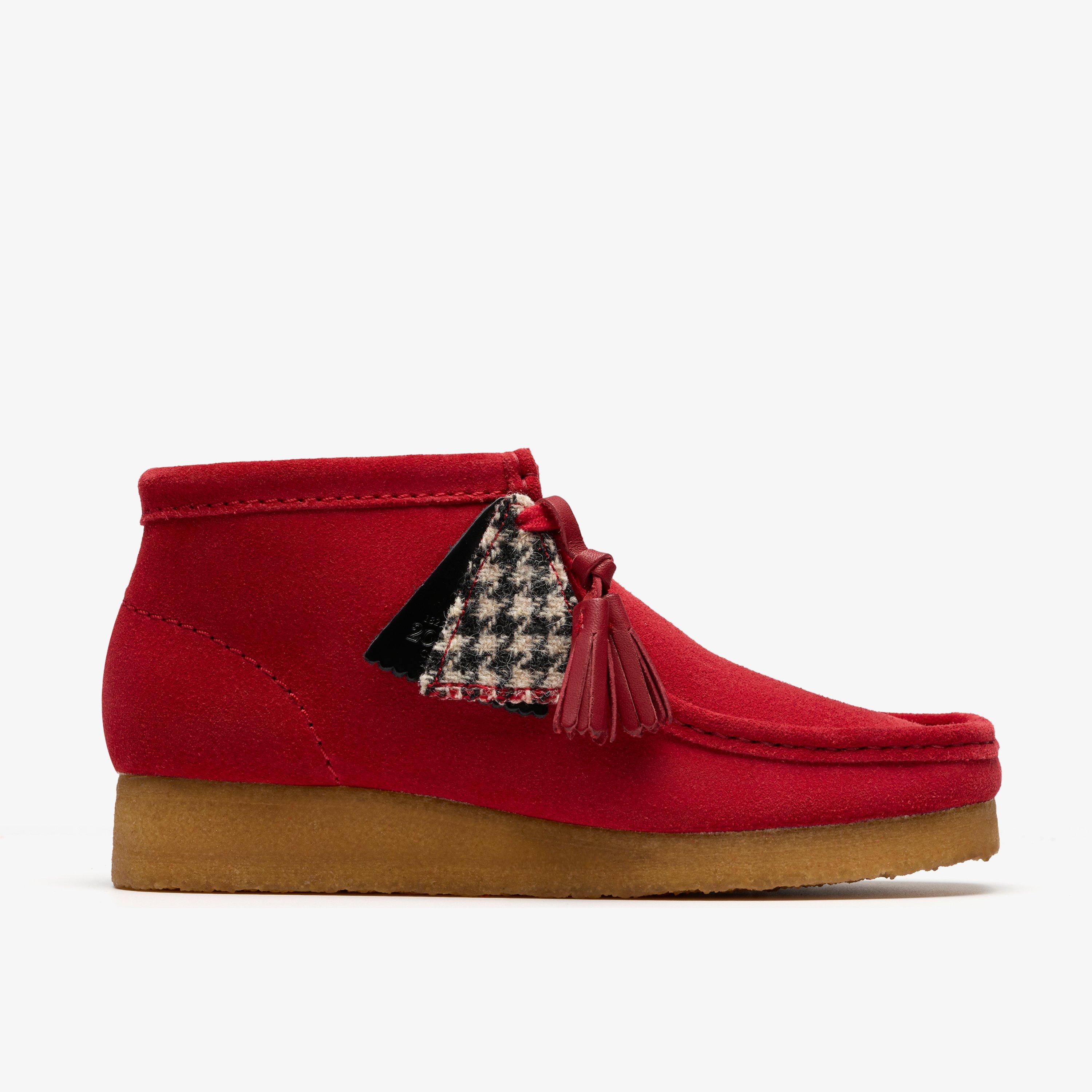 Clarks Wallabee Boot In Red