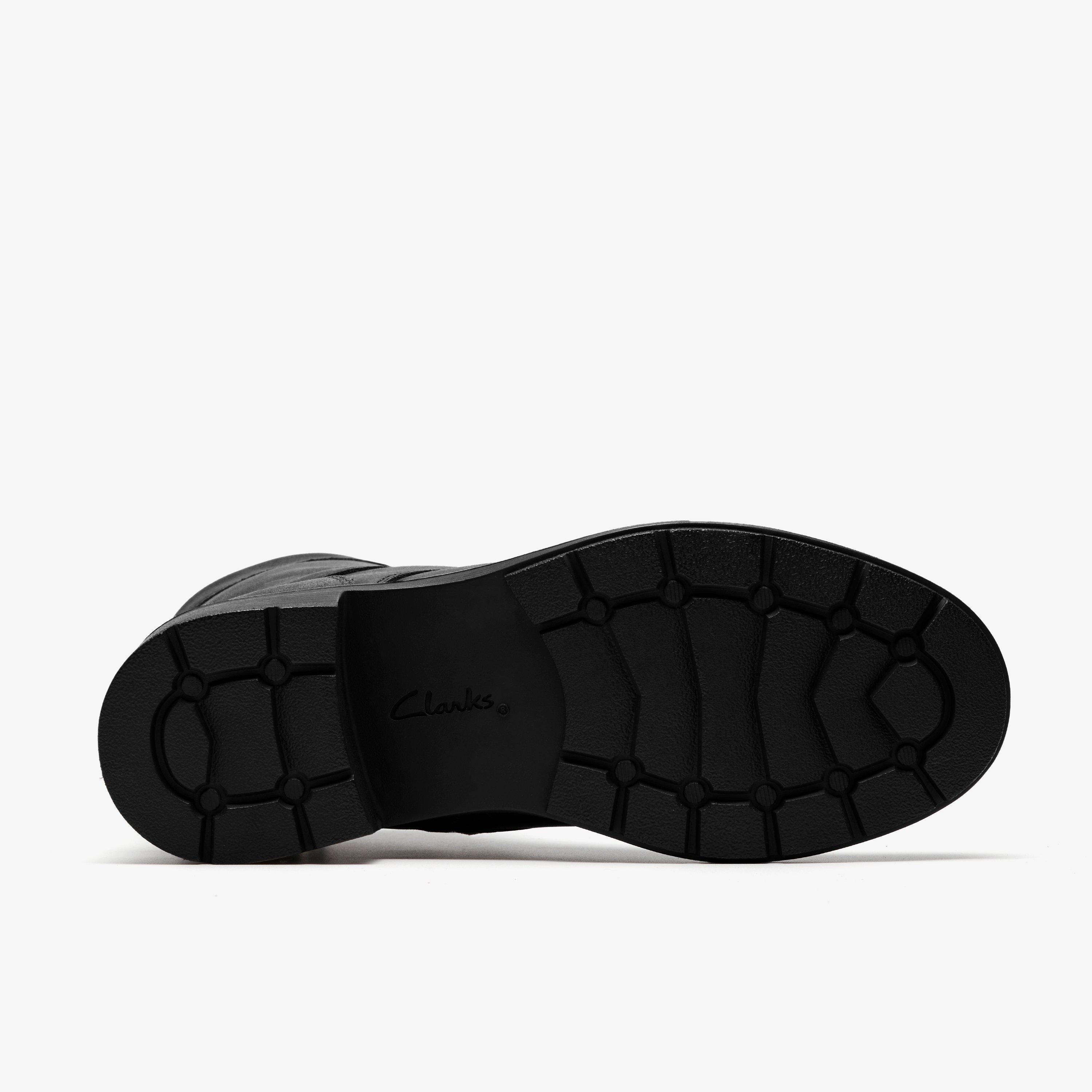 Hearth Parker — Black