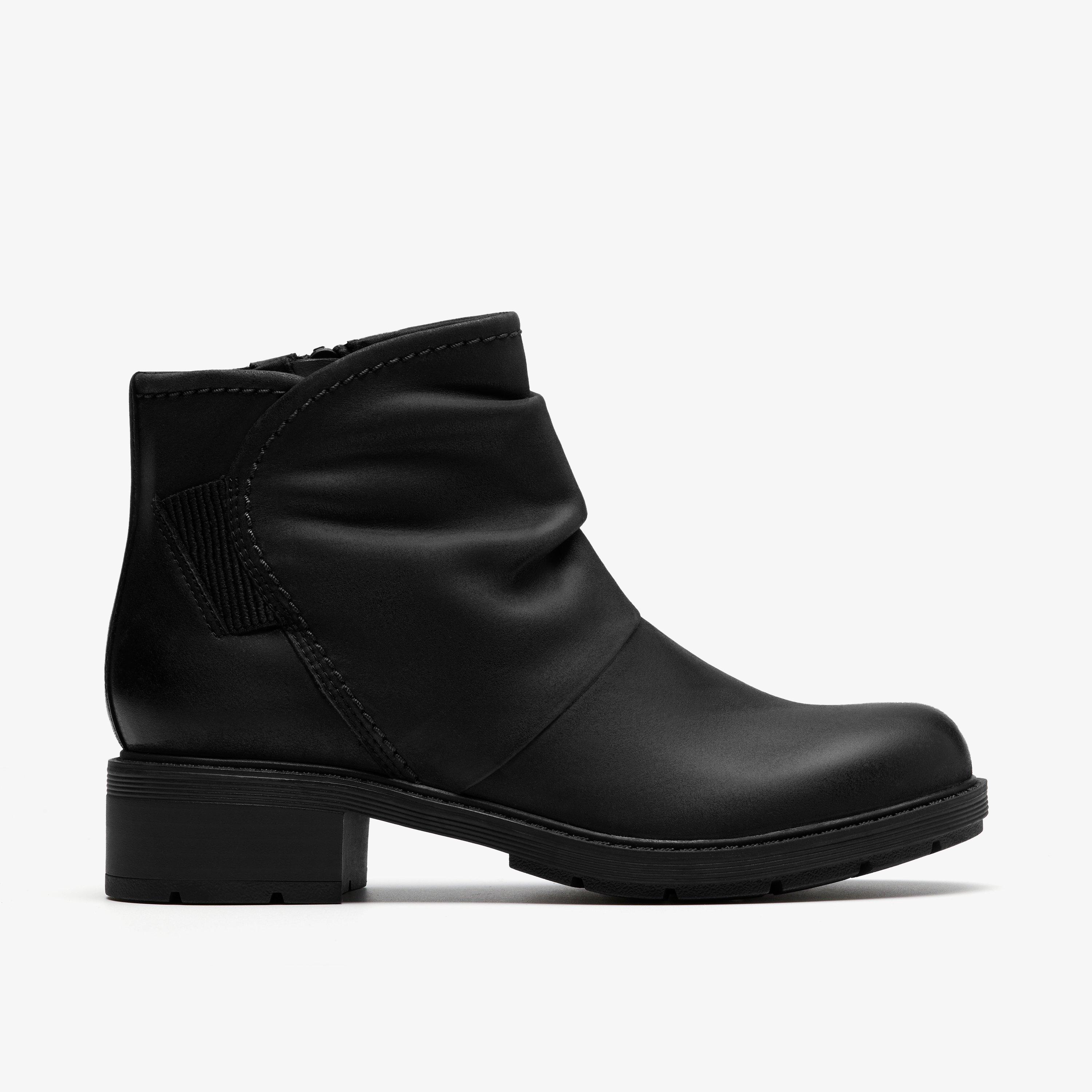 Clarks Hearth Sofia In Black