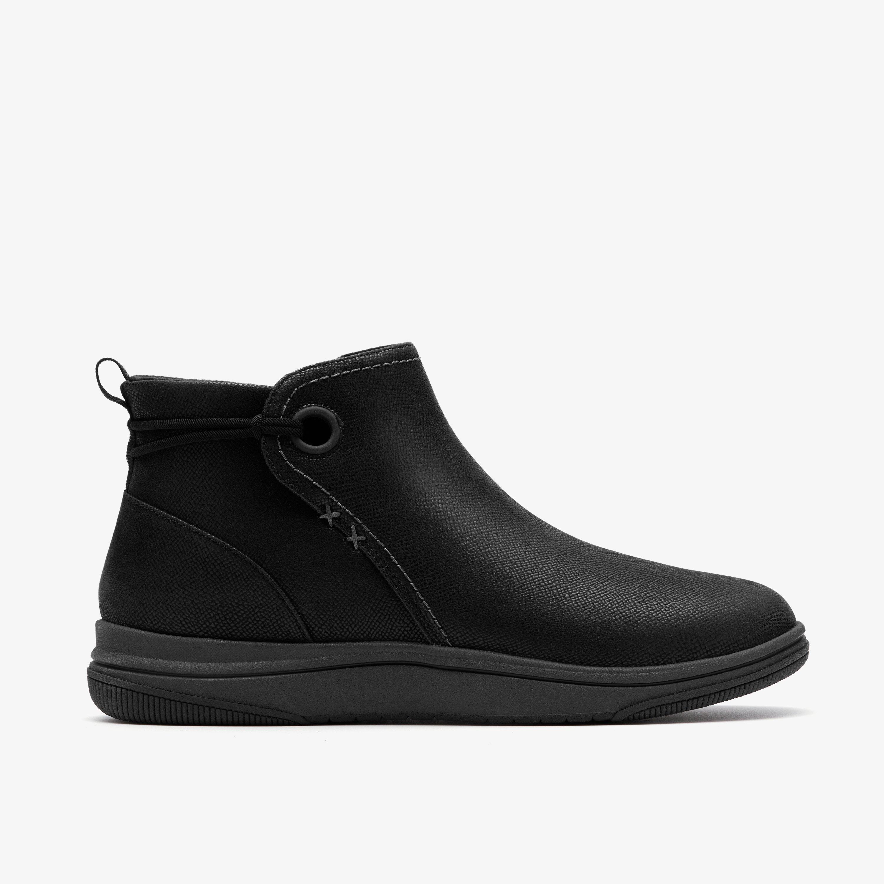 Clarks Breeze Derby In Black