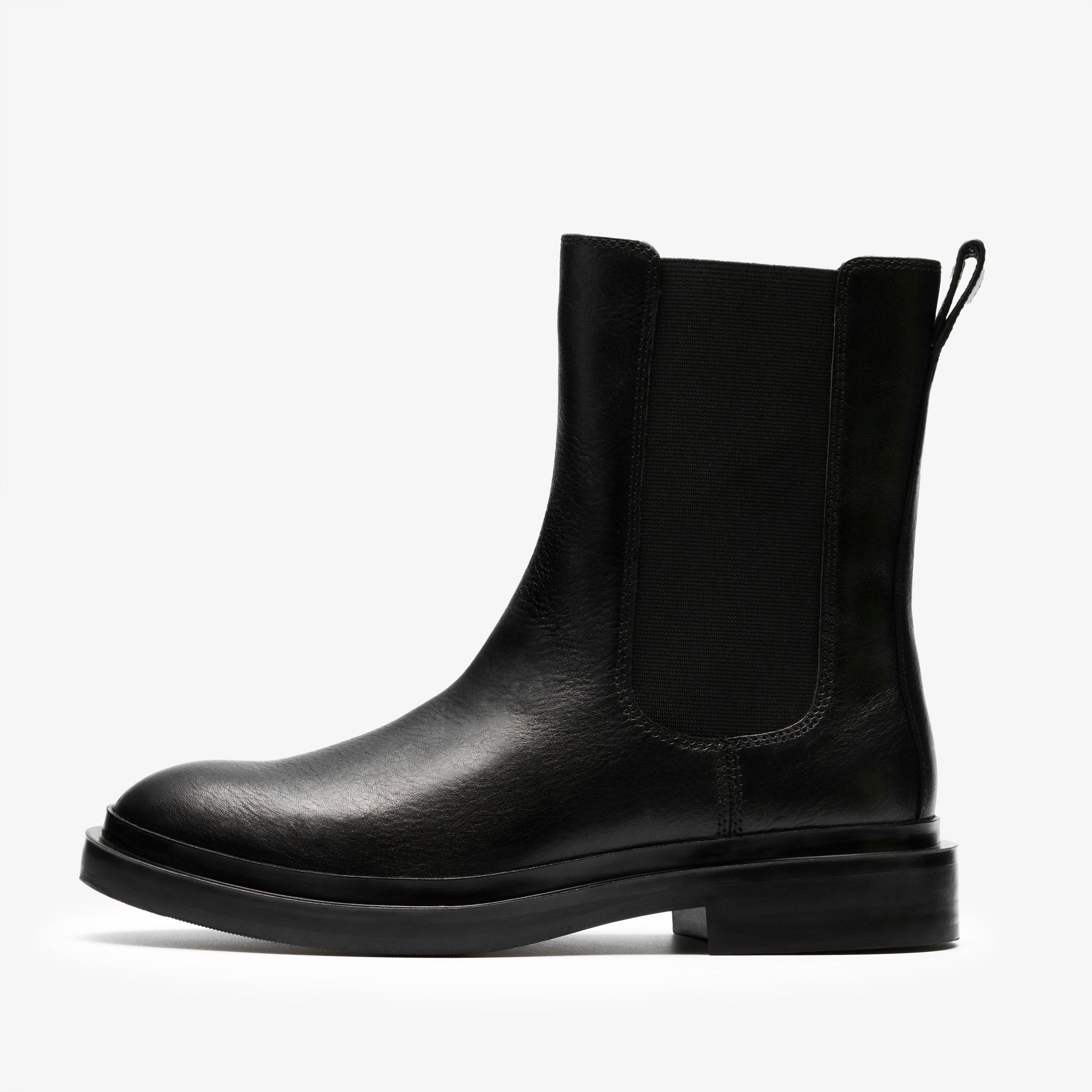 Previa Top Black Leather