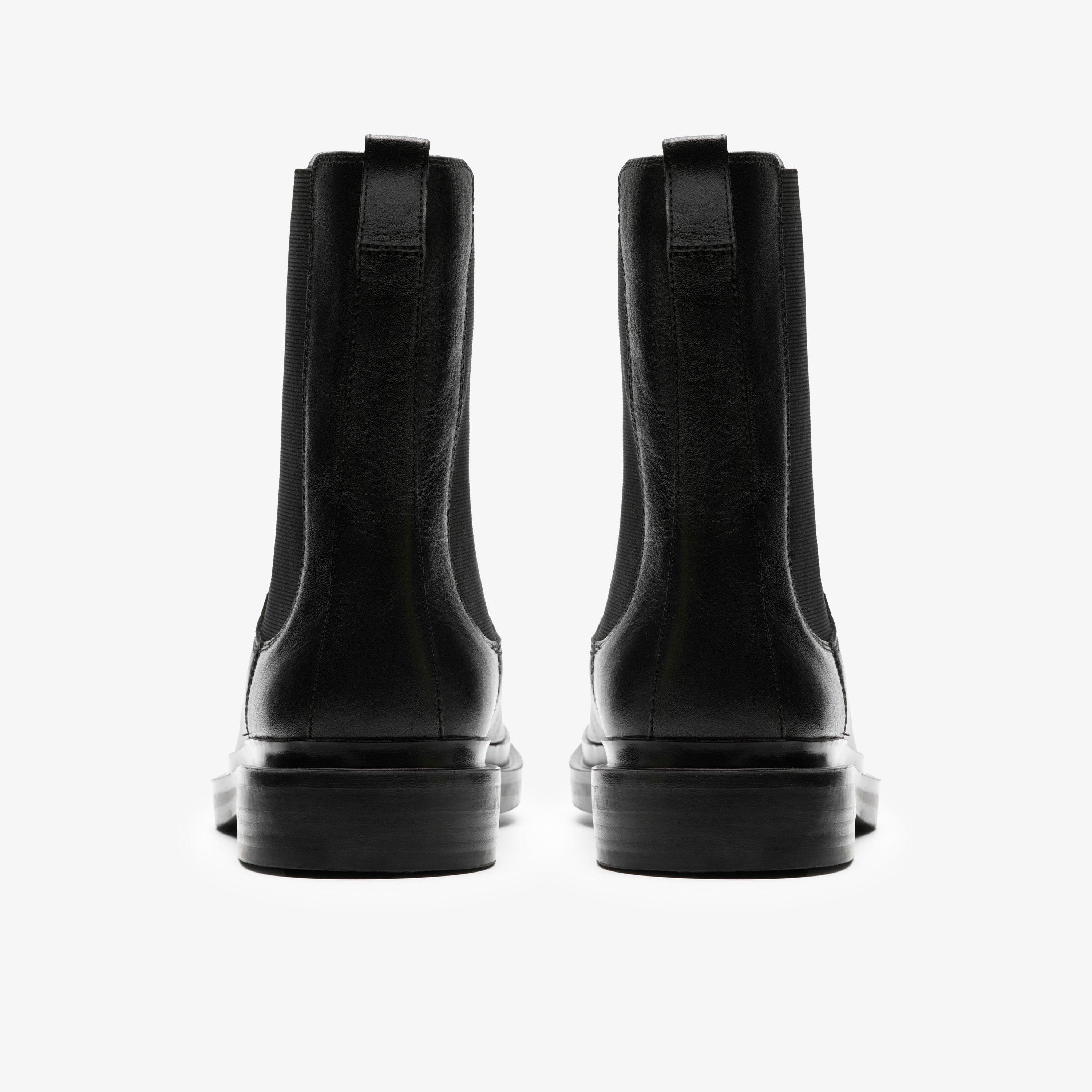 Previa Top Black Leather