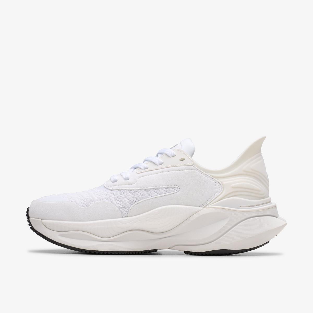 Pace Walk — White