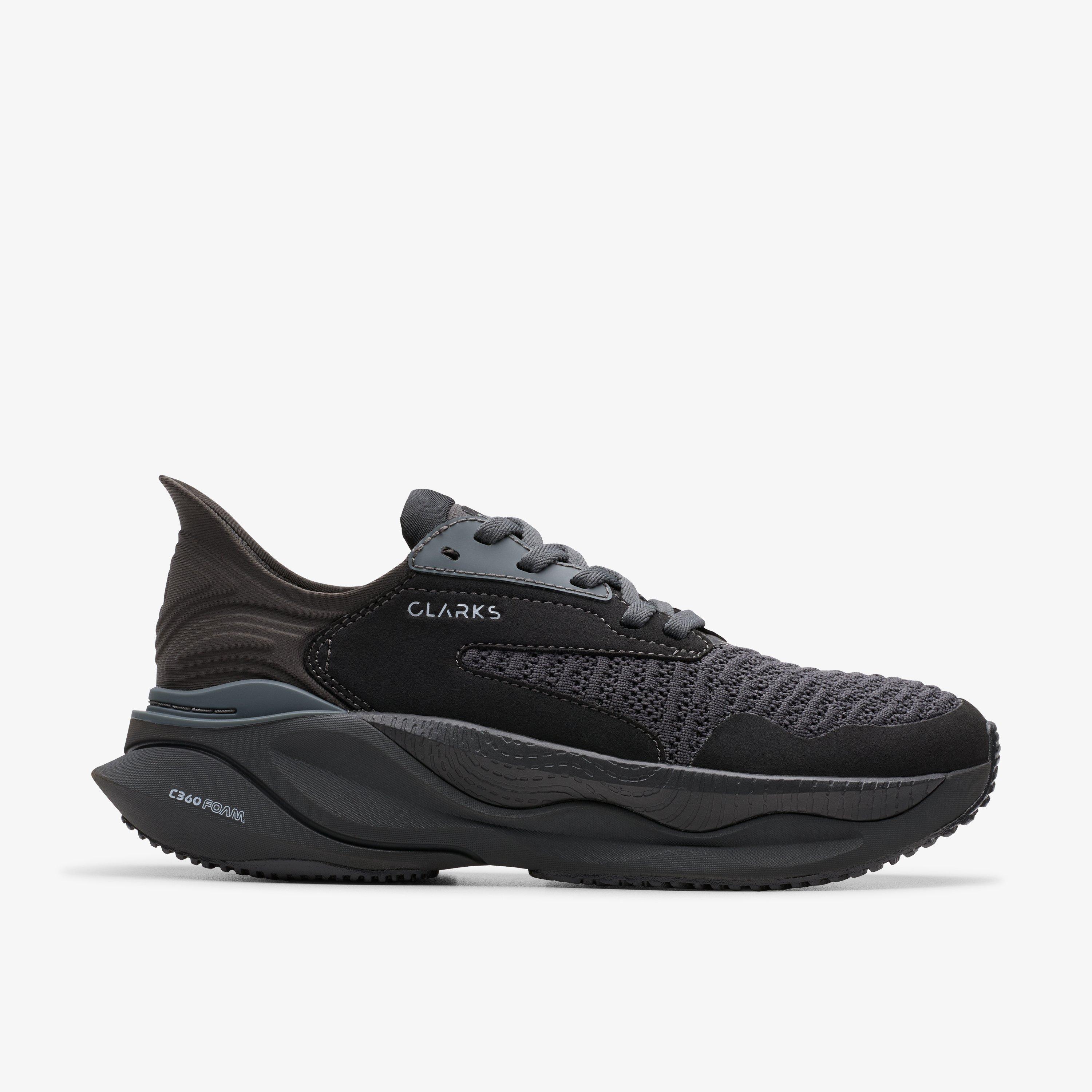 Clarks Pace In Black