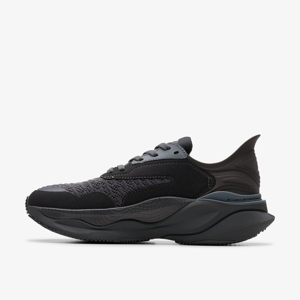 Pace Walk — Black