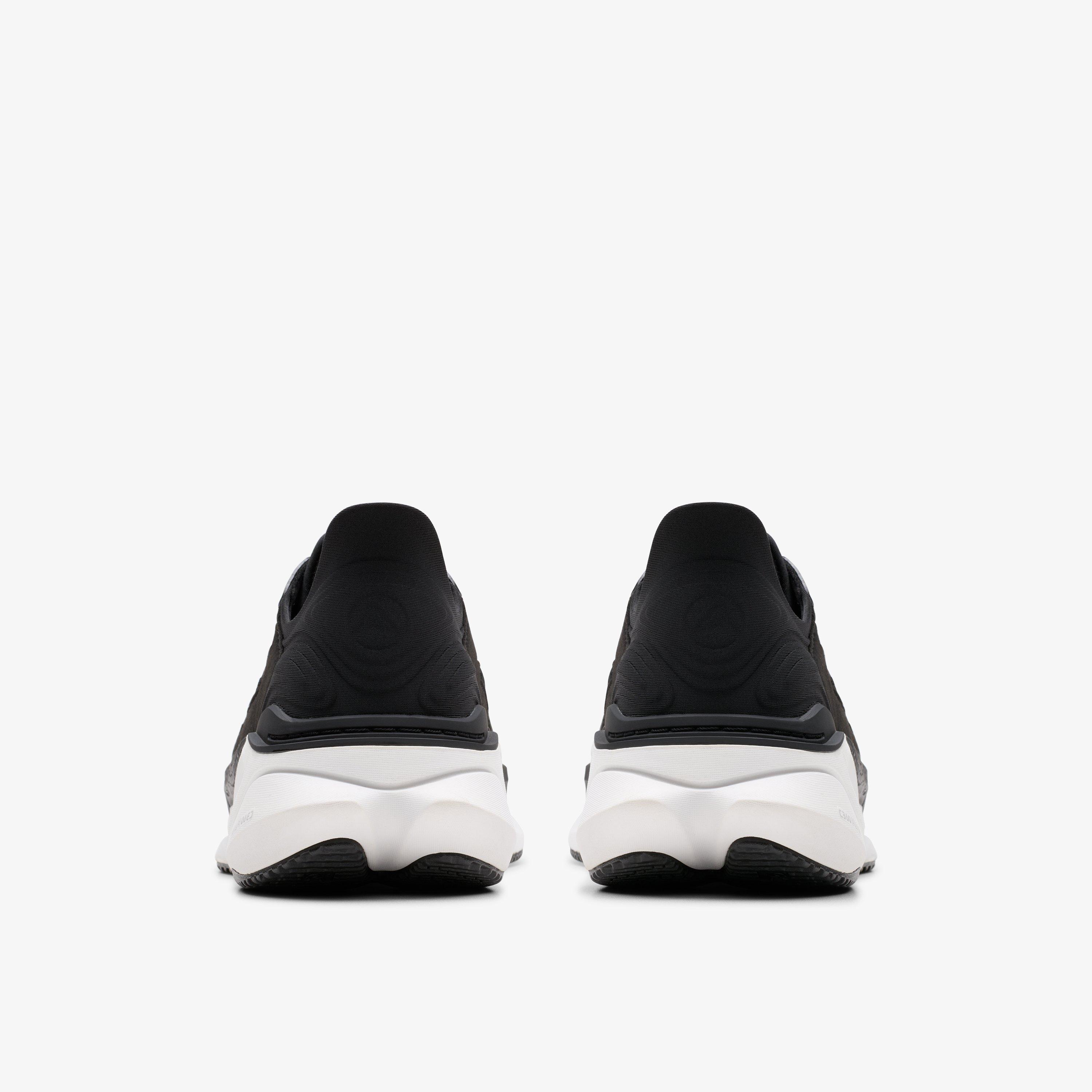 Clarks Pace — Black