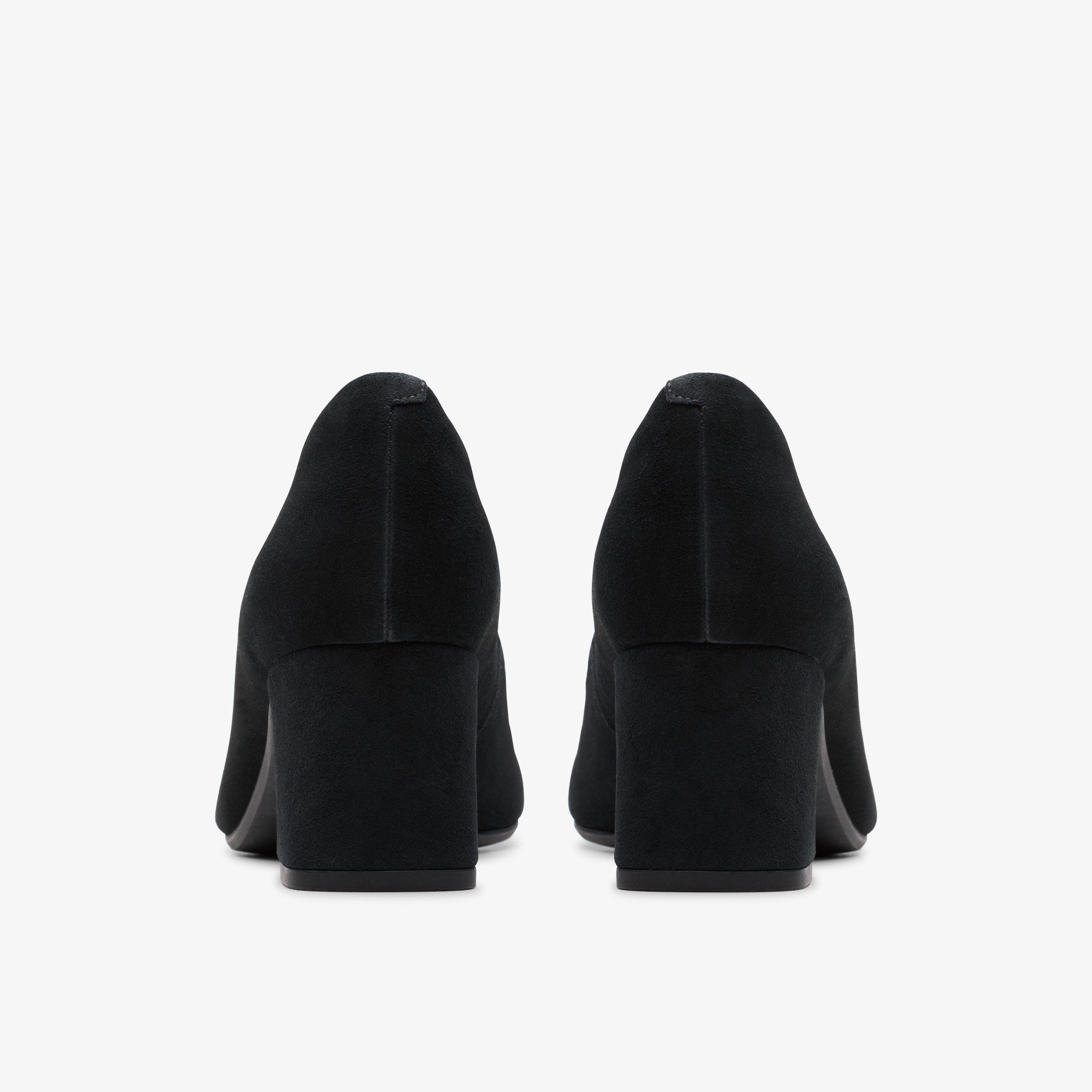Fernie Court — Black