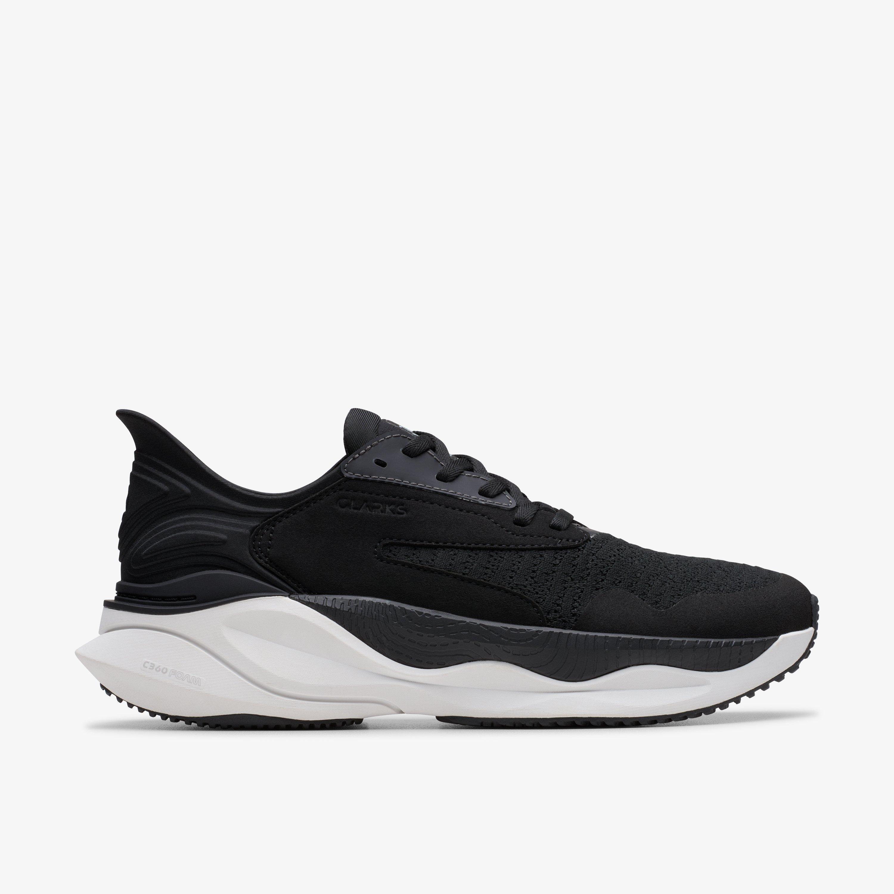 Clarks Pace In Black