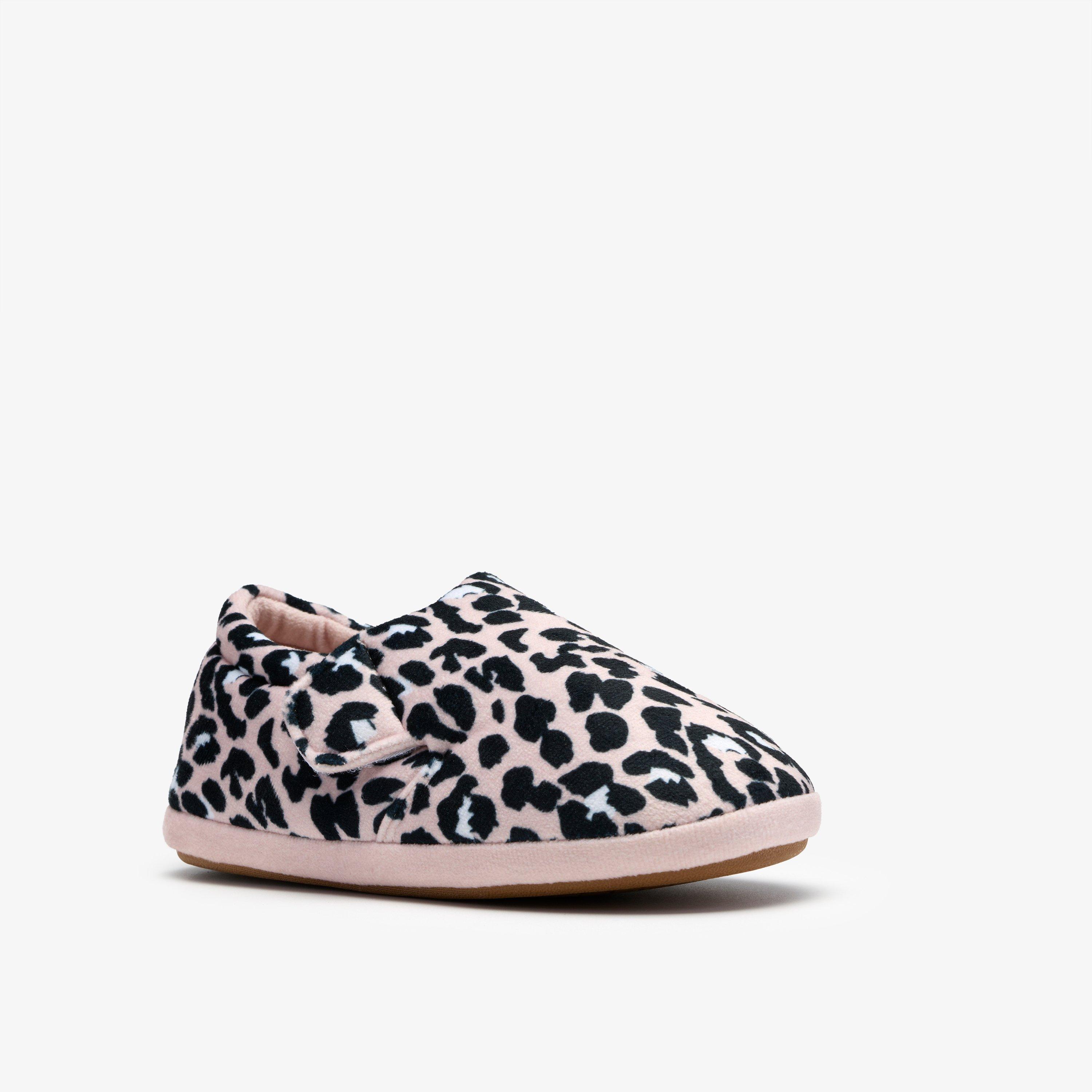 Fluffy Snug K. Blush Pink Print