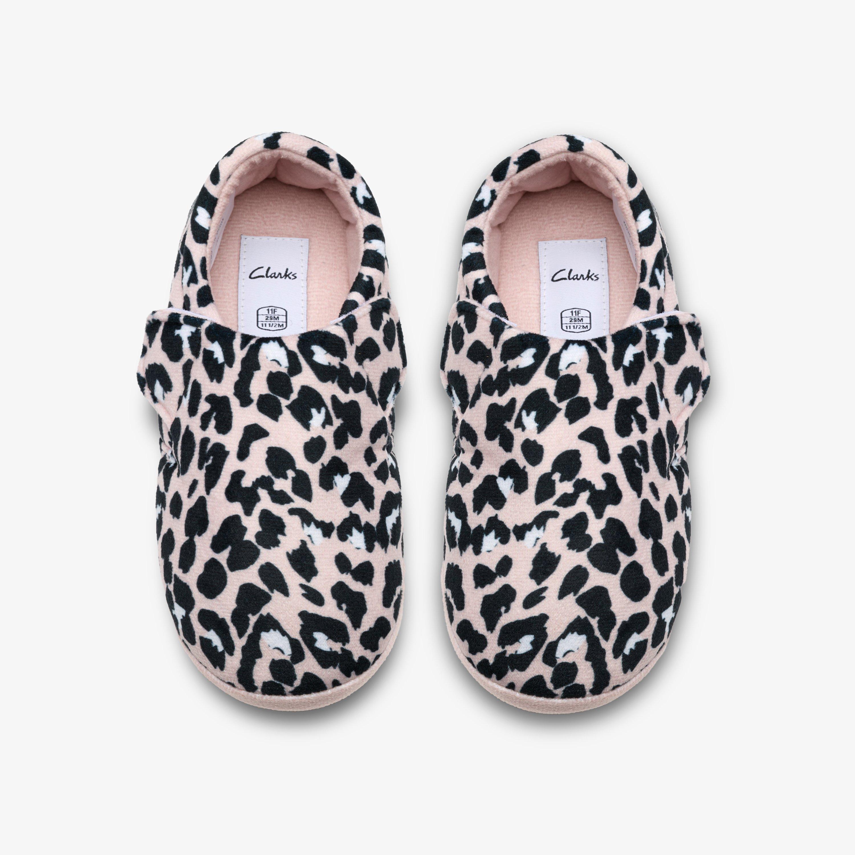 Fluffy Snug K. Blush Pink Print