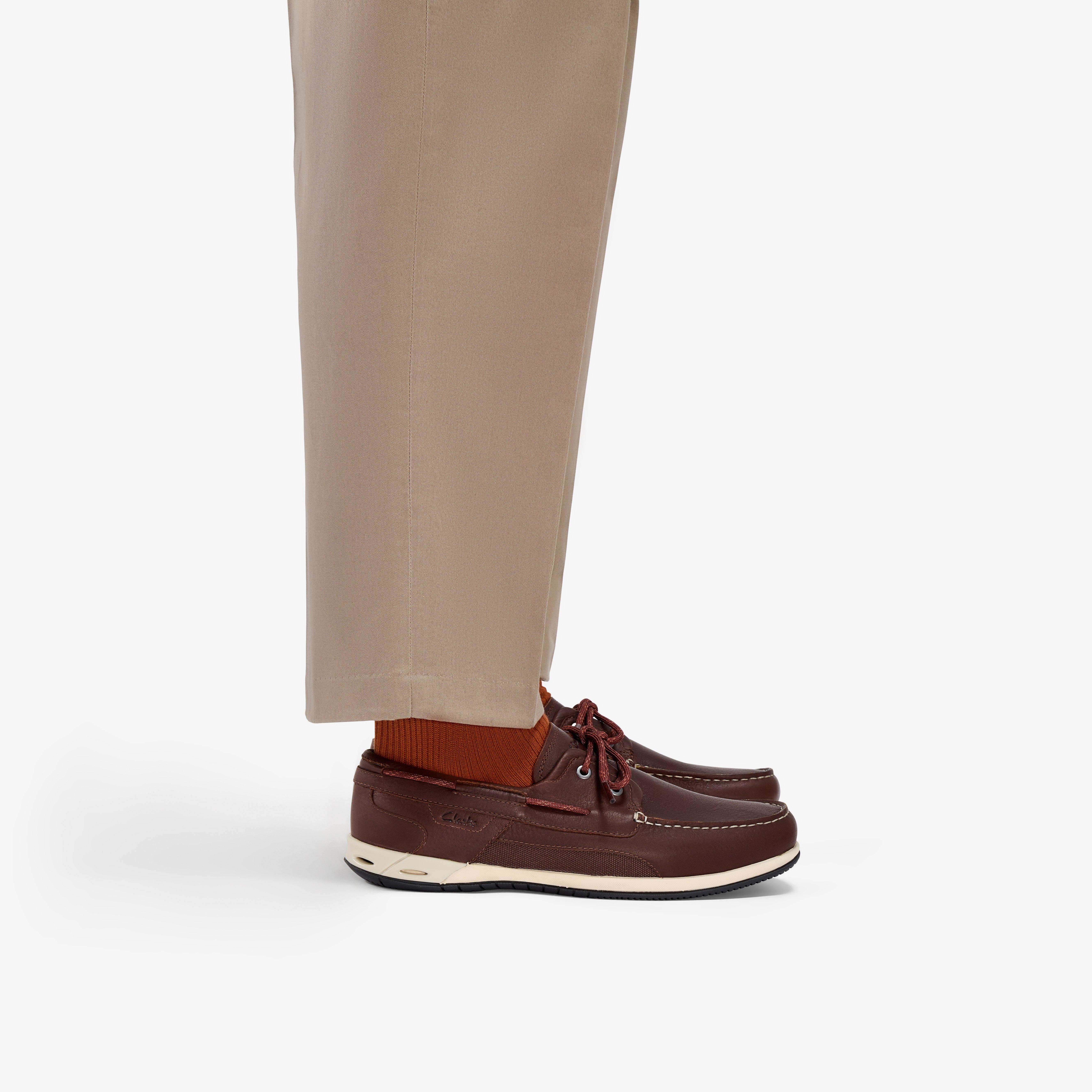 Orson Sail — Brown (alternate view)