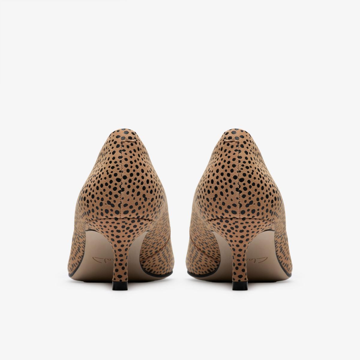 Zarey Court — Brown