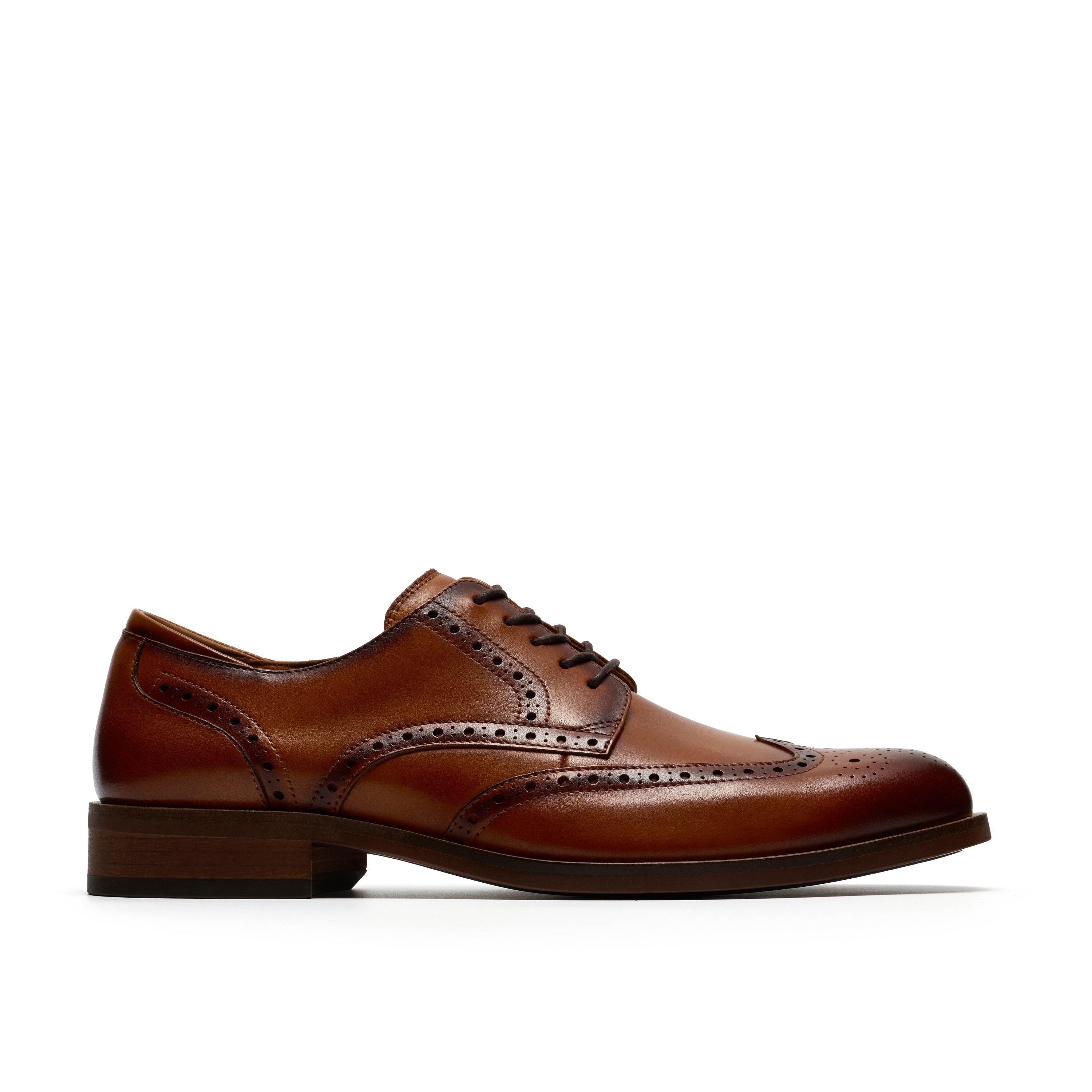 Clarks Men's Brown Leather Craft Remi Tip Standard Fit