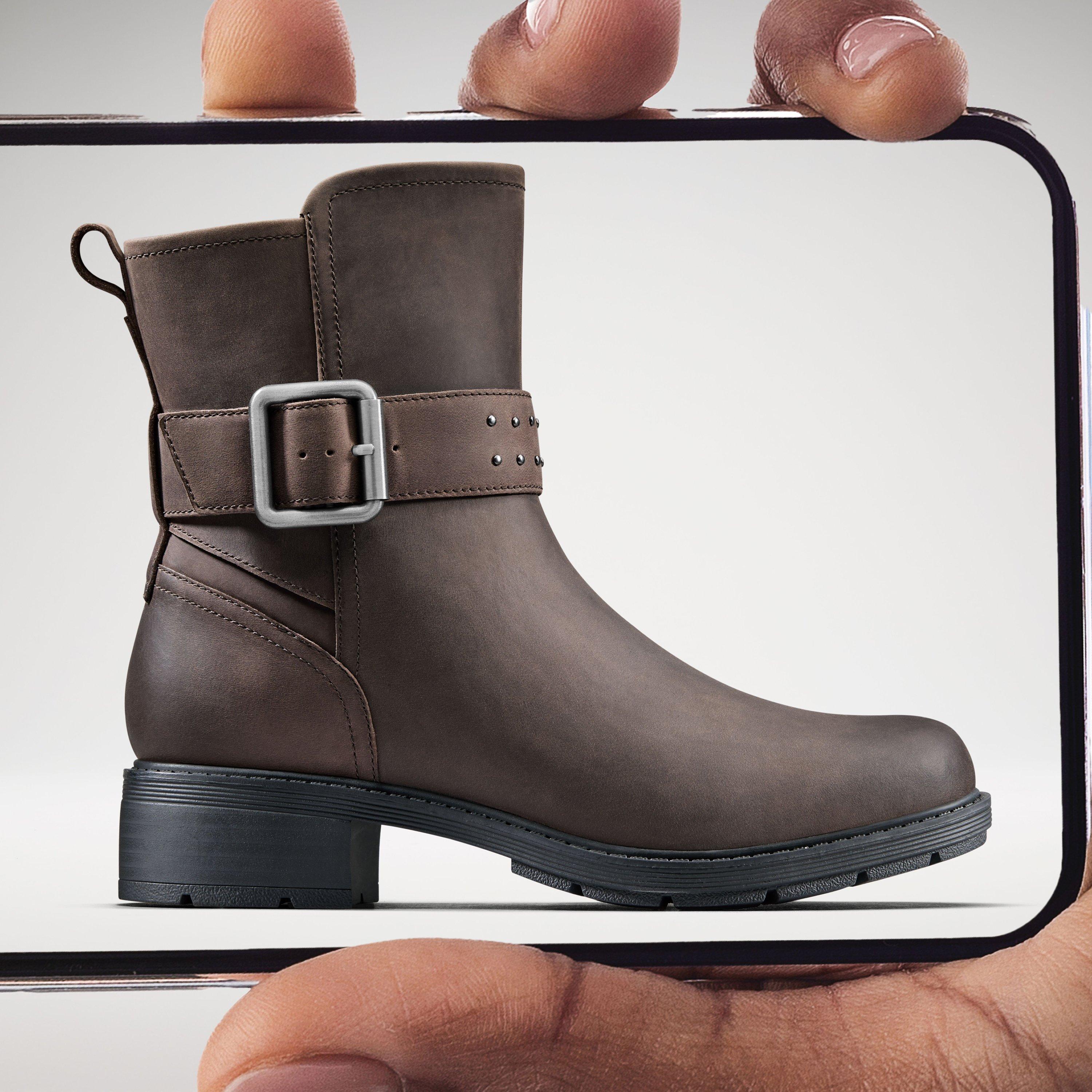 Hearth Buckle Dark Brown