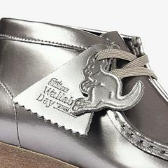 Wallabee Boot Kid — Silver 8