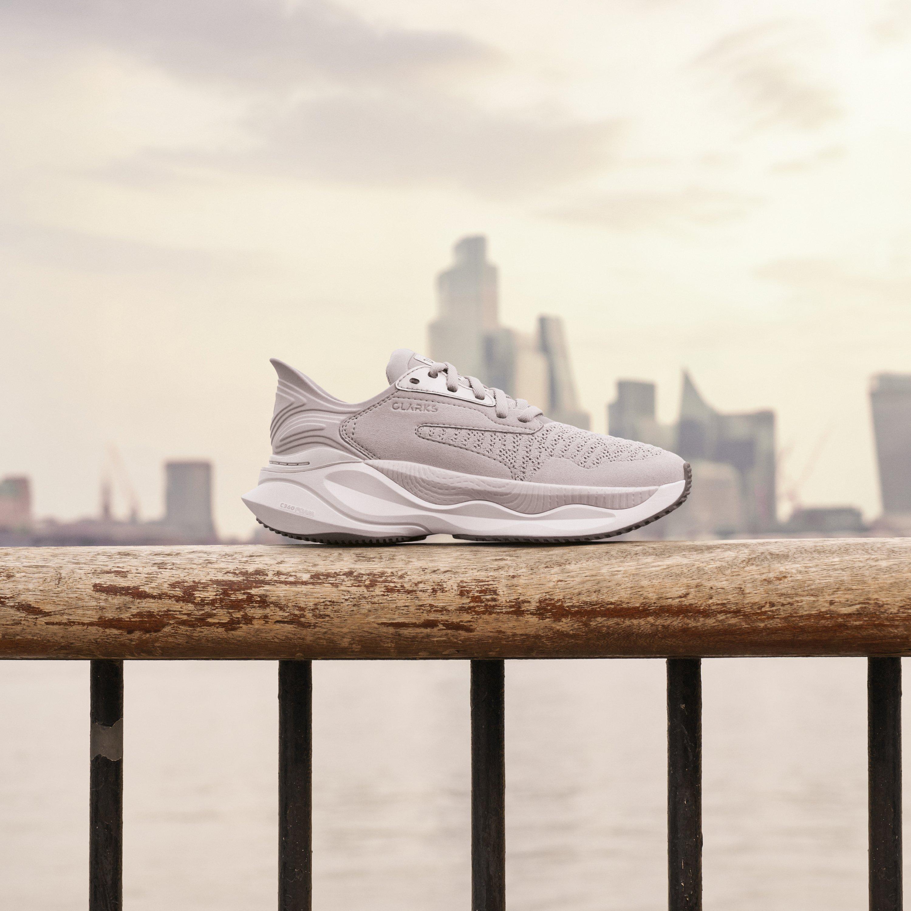 Clarks Pace — Grey