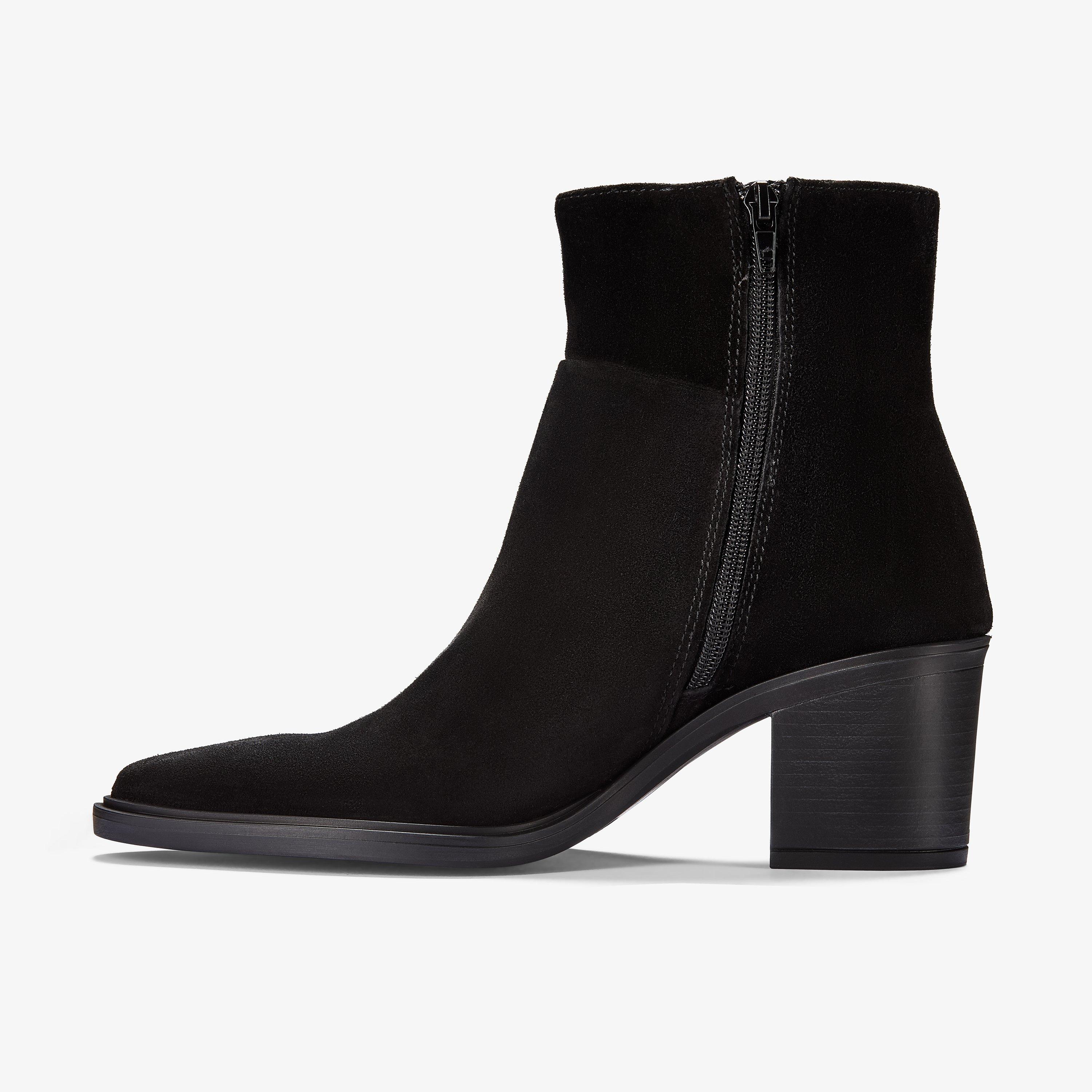 Clarks Fiana Bay Stivaletti Donna In Nabuk Nero, Suola TPR Antiscivolo, Plantare In Schiuma PU, Taglia 37 EU, Perfetti Per Trekking Leggero E Città