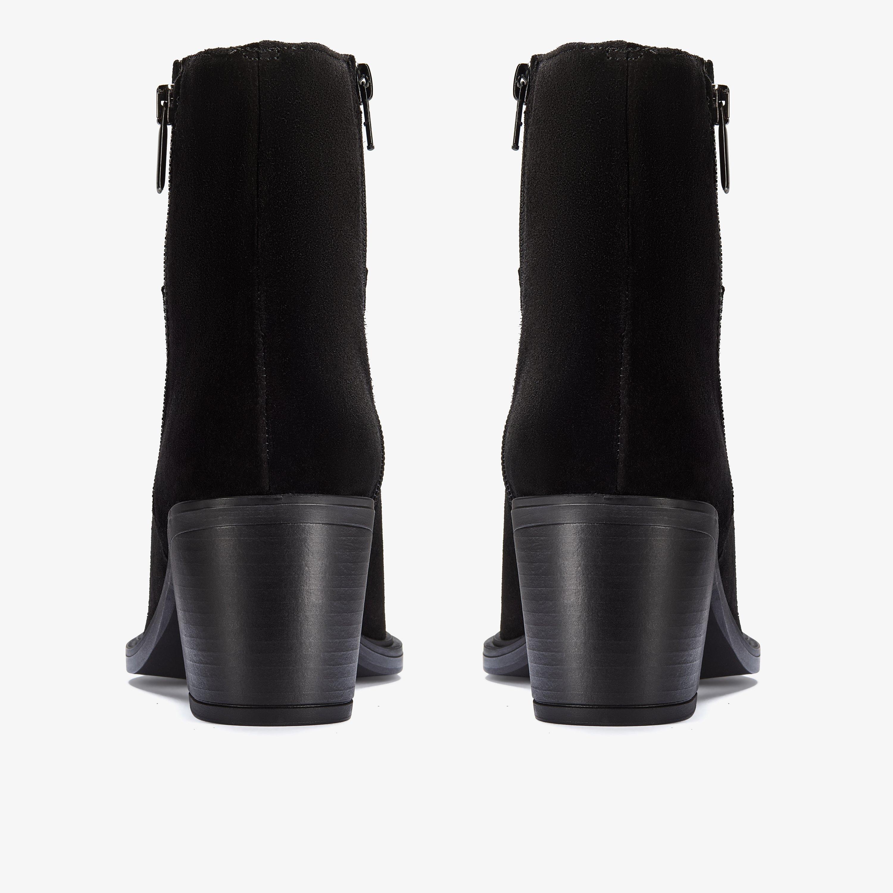 Jesse Zip Black Suede