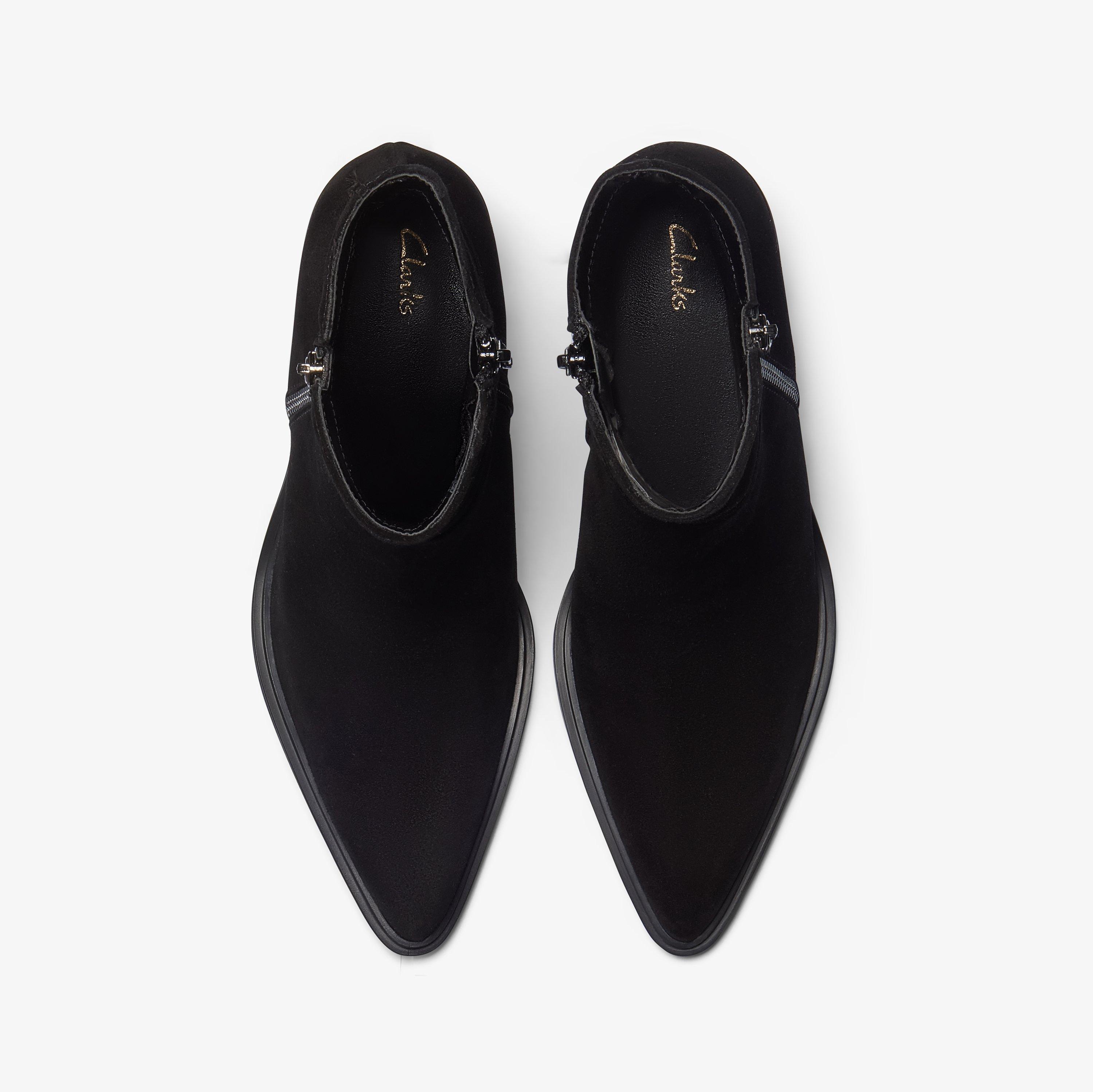 Jesse Zip Black Suede