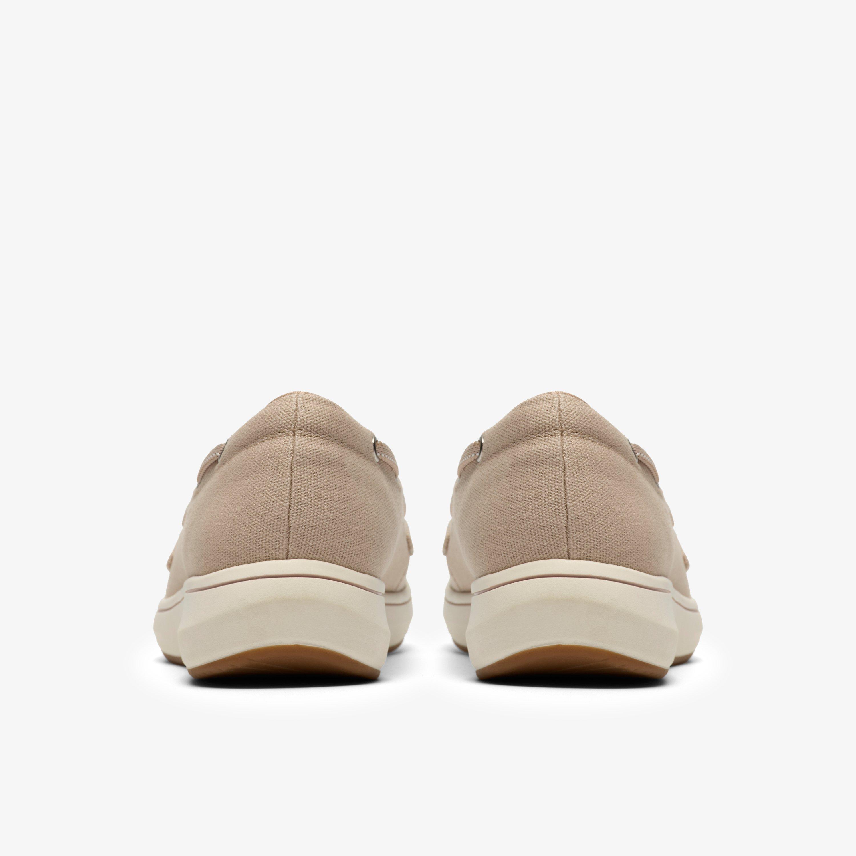 Breeze Sky Bay — Beige