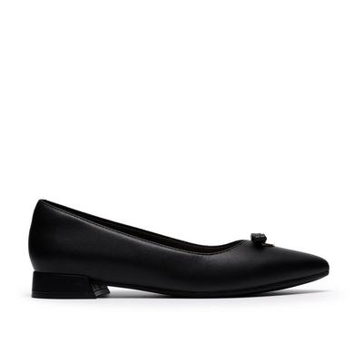 Clarks Womens Natalyn Trim Slip-Ons