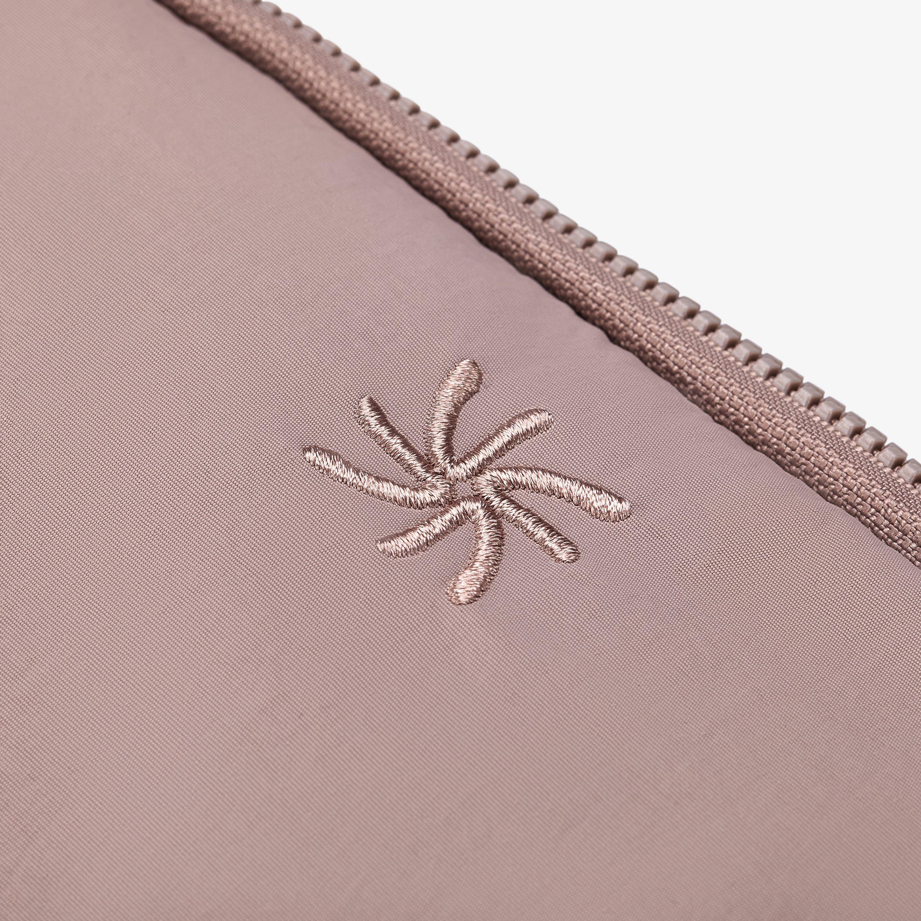 Cloudsteppers Small Pouch — Purple