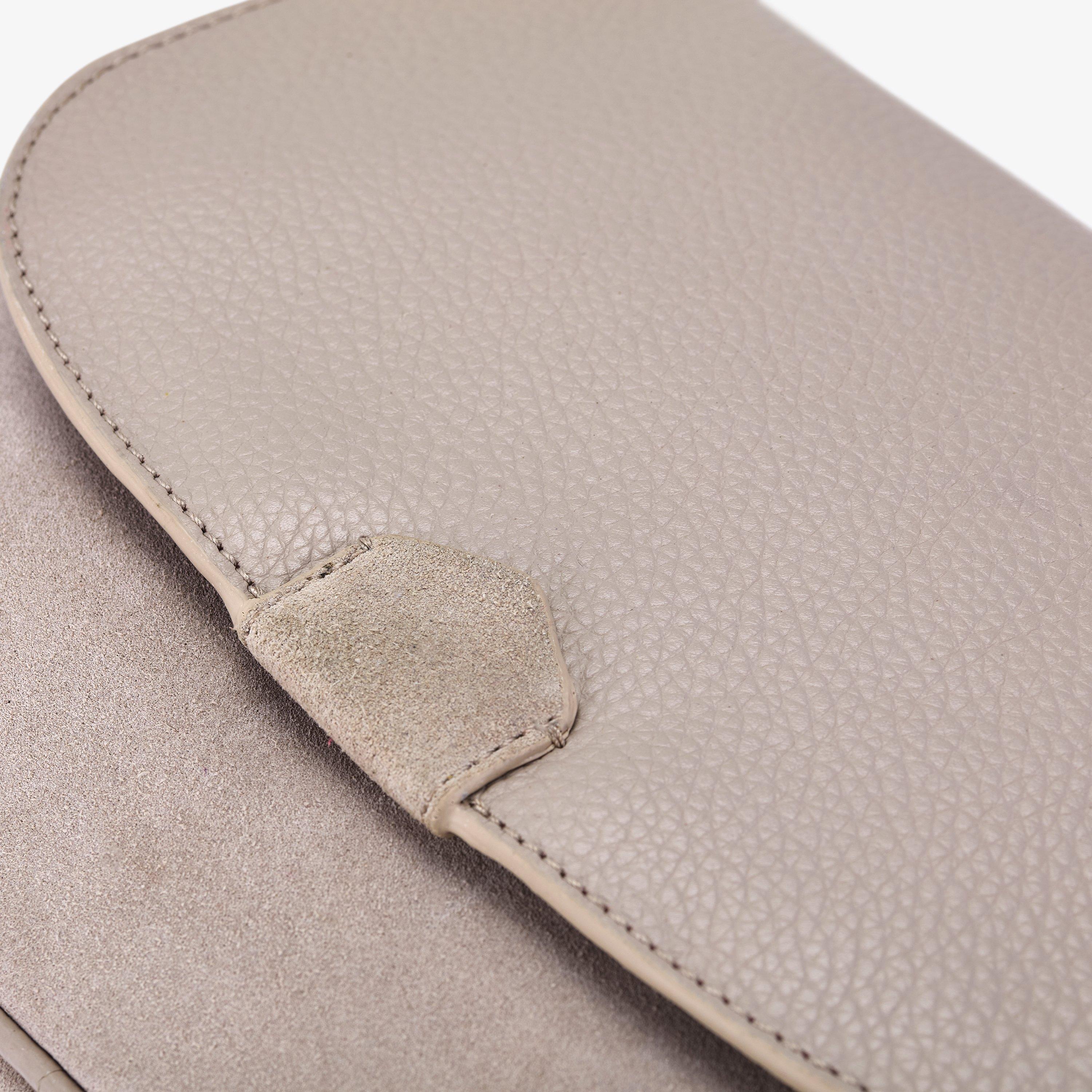 Utility Saddle — Beige